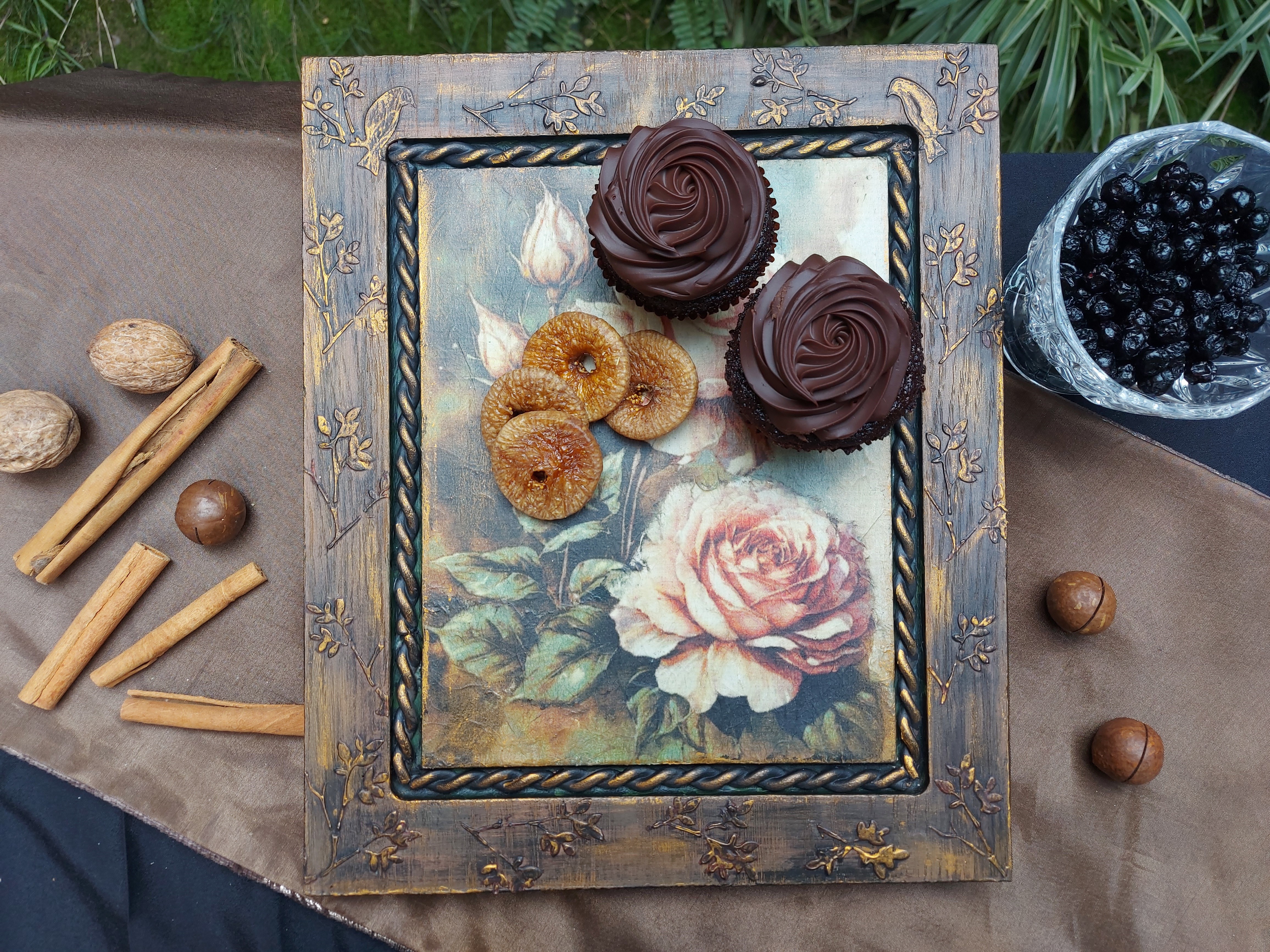 Vintage Garden Platter