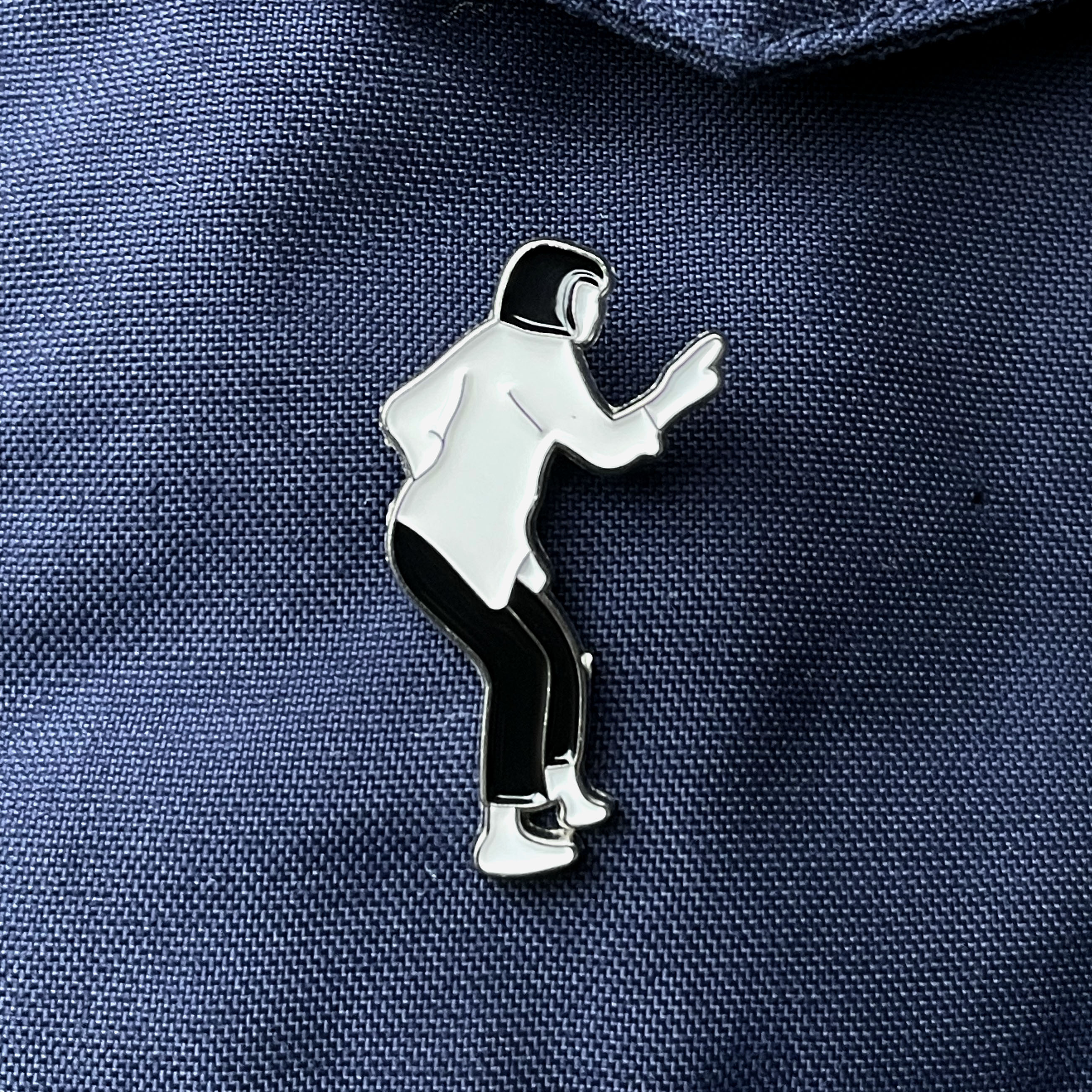 Metalinis pin ženklelis "Dancing girl"