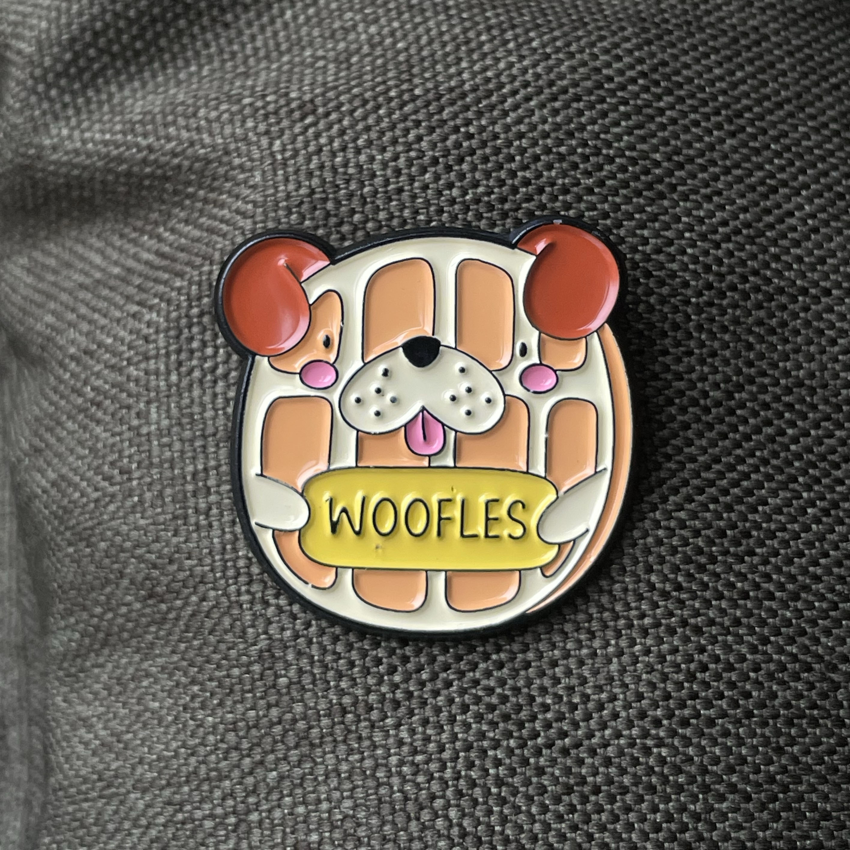 Metalinis pin ženklelis "Woofles"