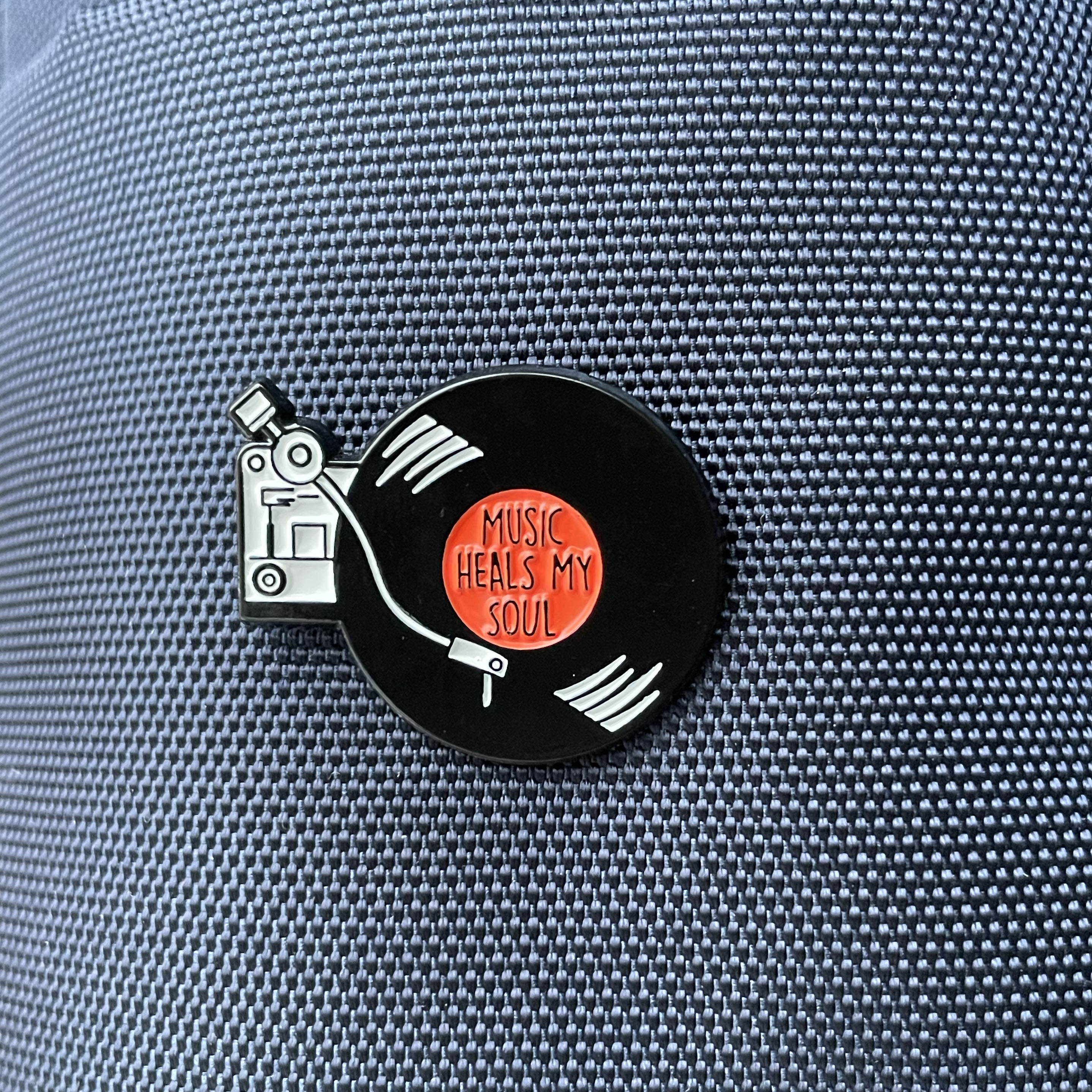 Metalinis pin ženklelis "Music"