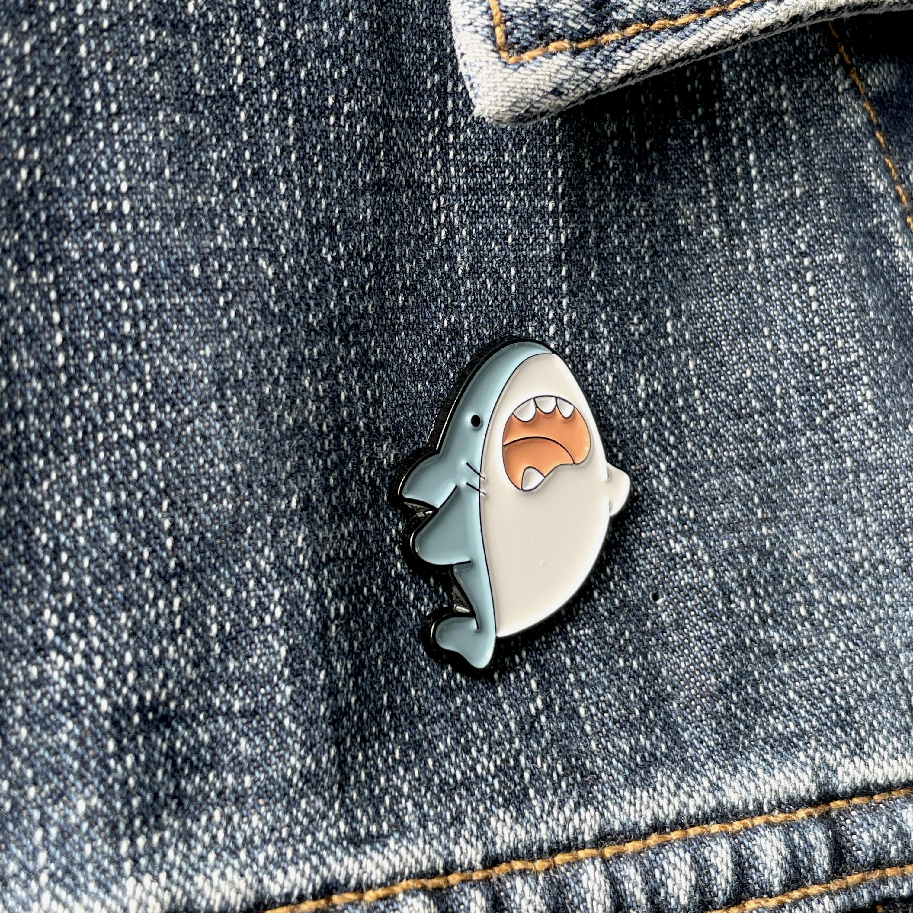 Metalinis pin ženklelis "Ryklys"