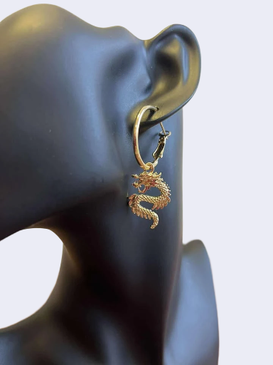 Auskarai su drakono pakabuku