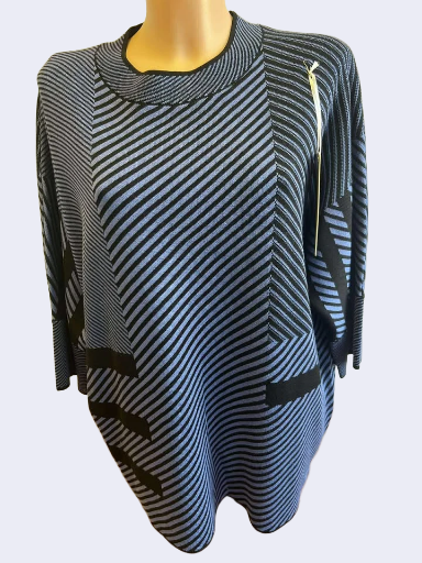 Dryžuotas moteriškas megztinis