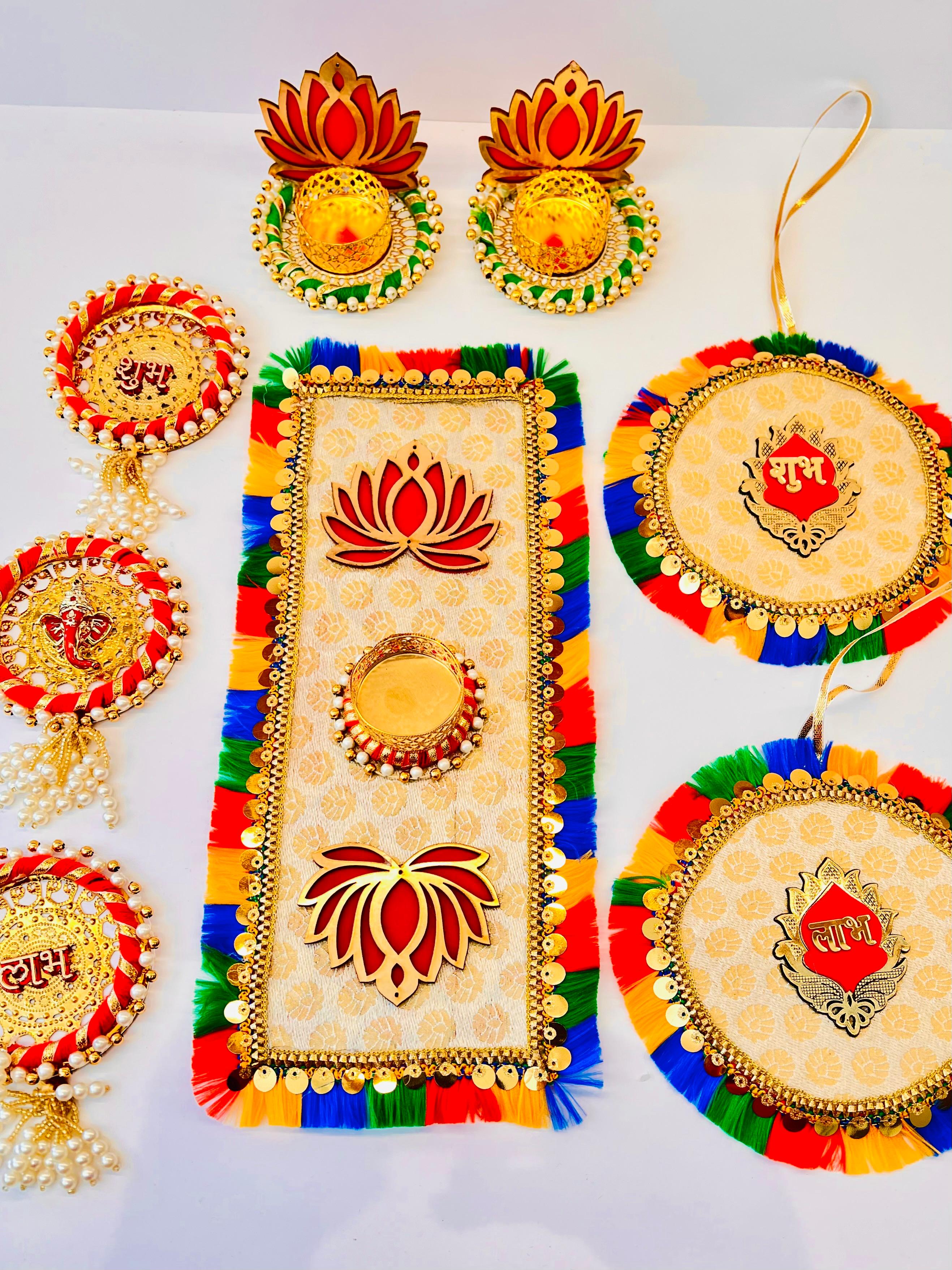 Festive Hamper Box - Beige & Red