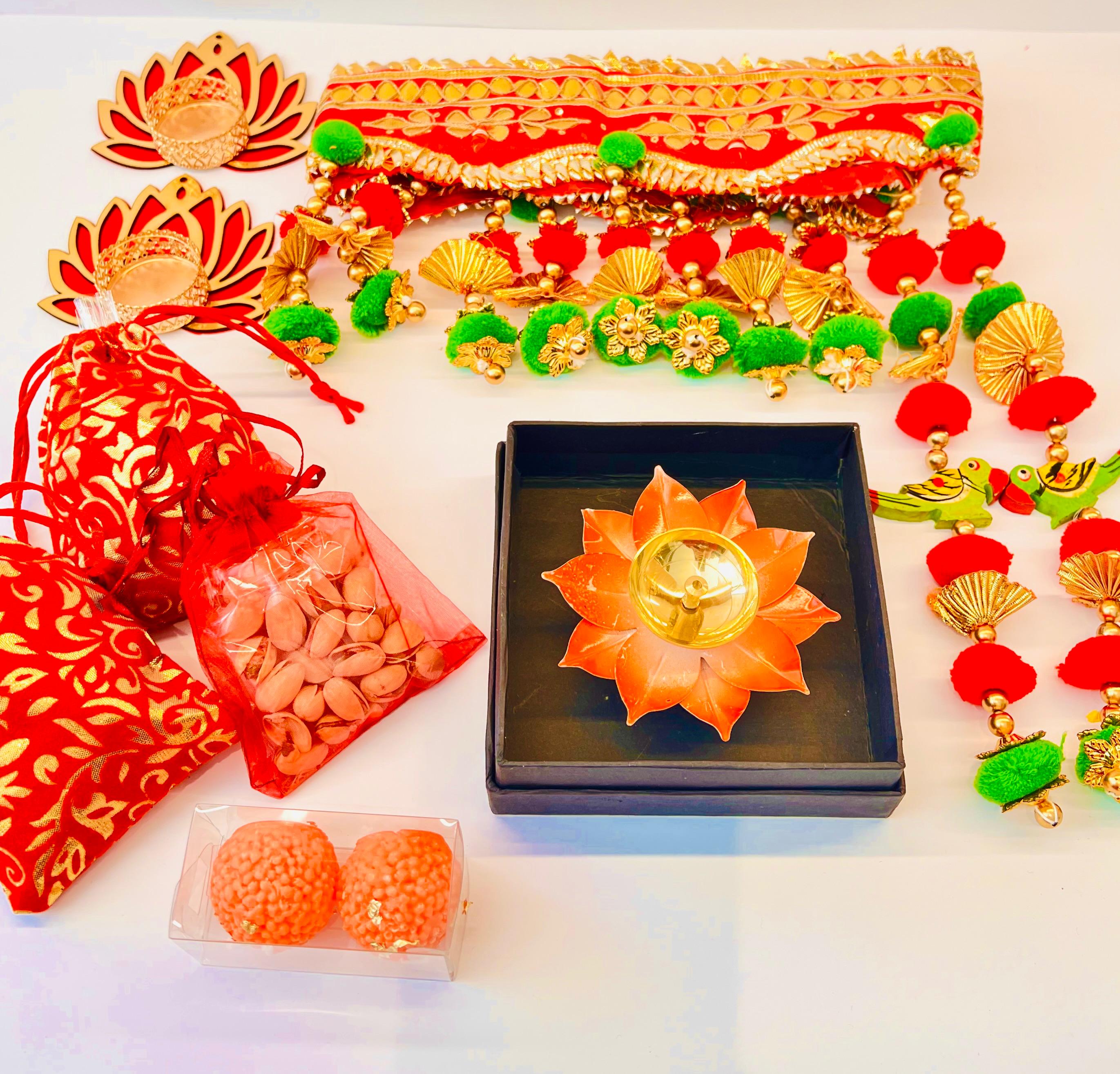 Festive Hamper Box - Beige & Red