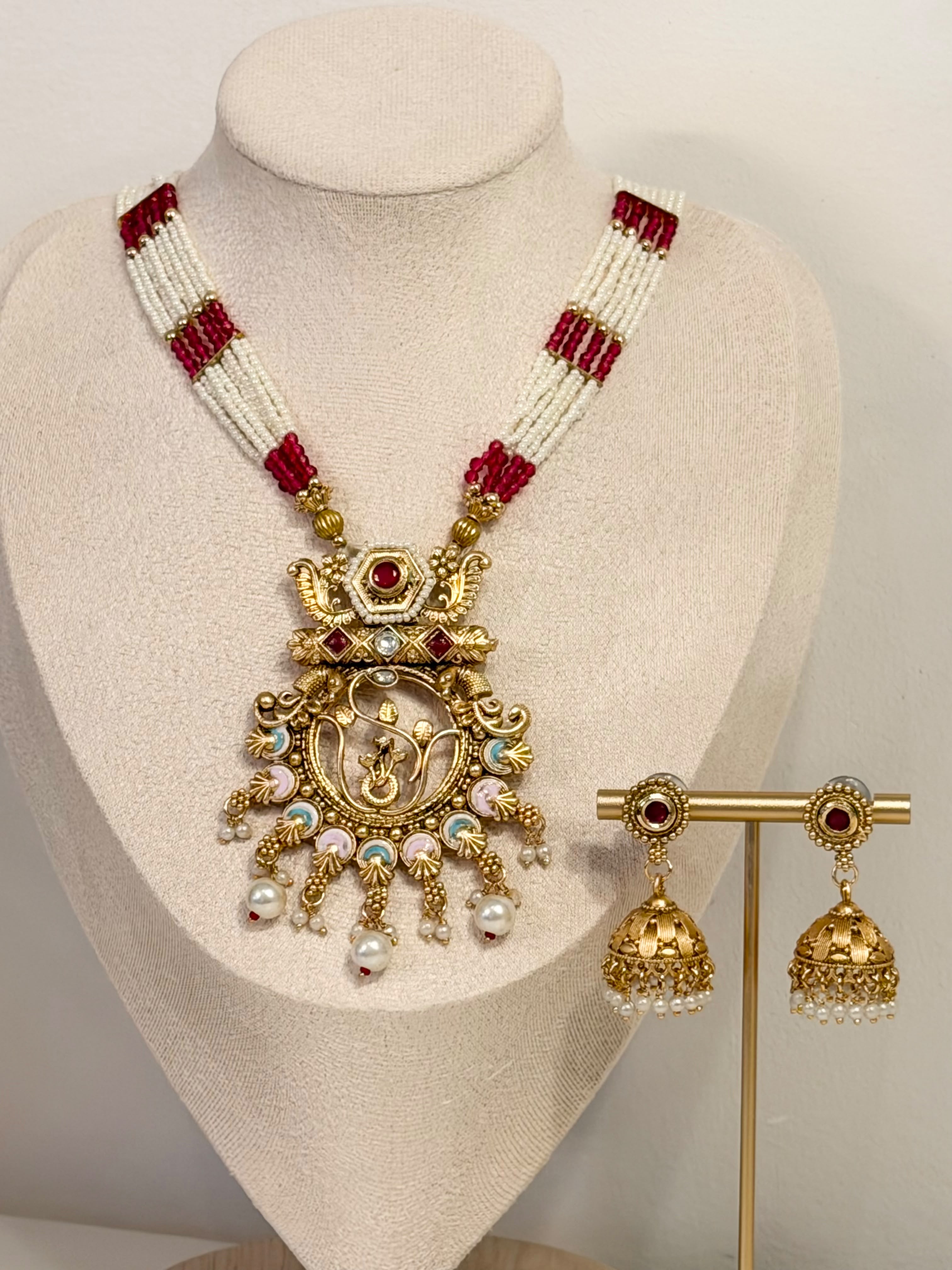 Rajwada Collection – Ruby Pearl