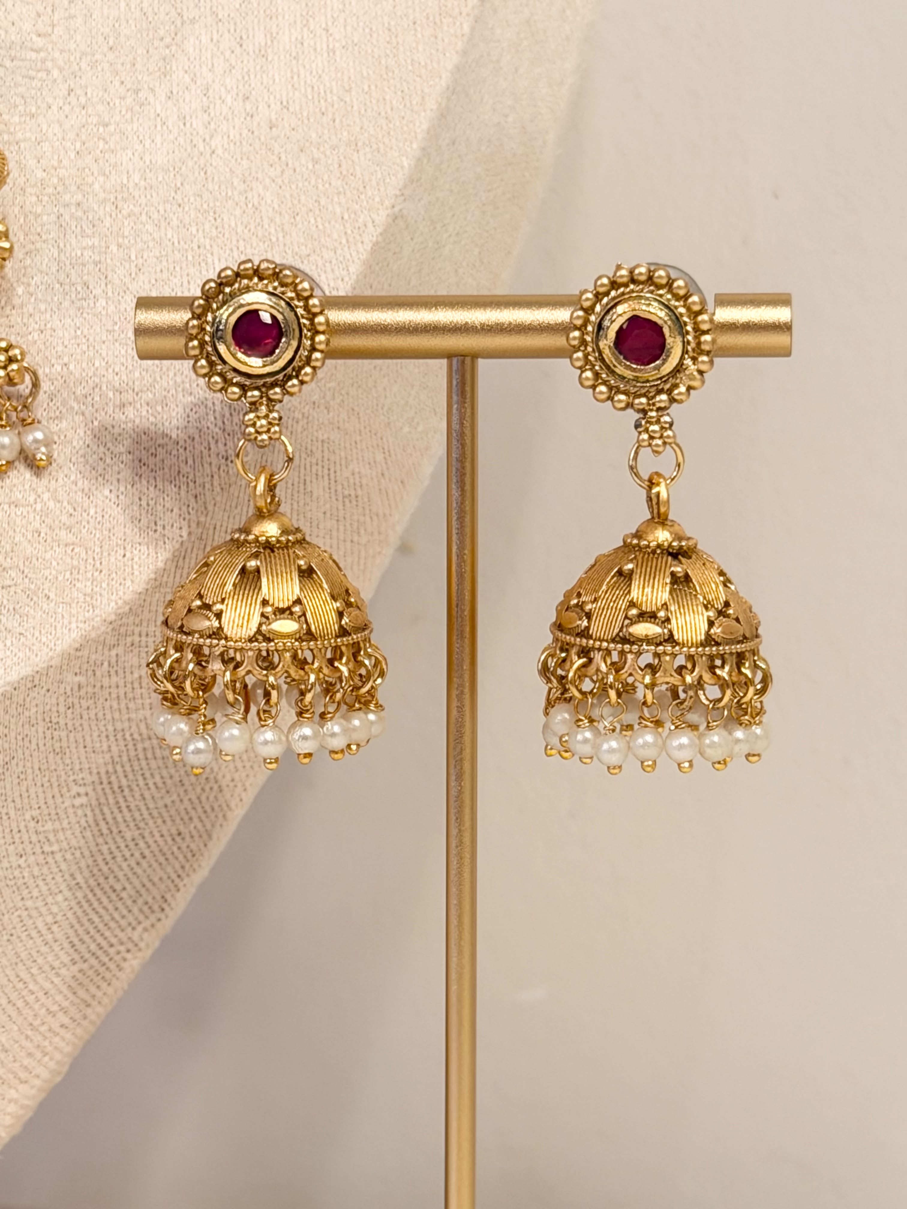 Rajwada Collection – Ruby Pearl