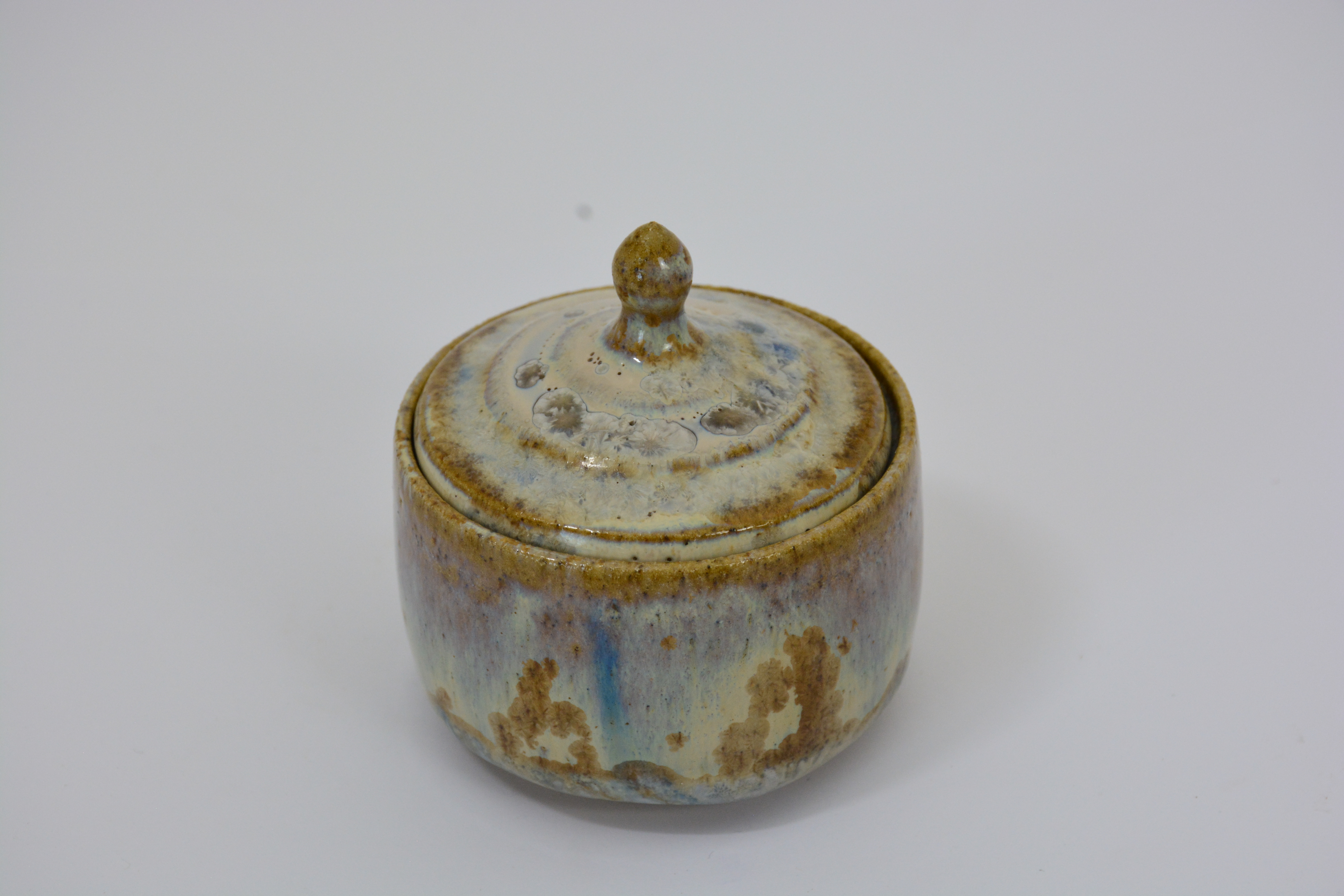 Ceramic Lidded Vessel With Gallery + Lid 