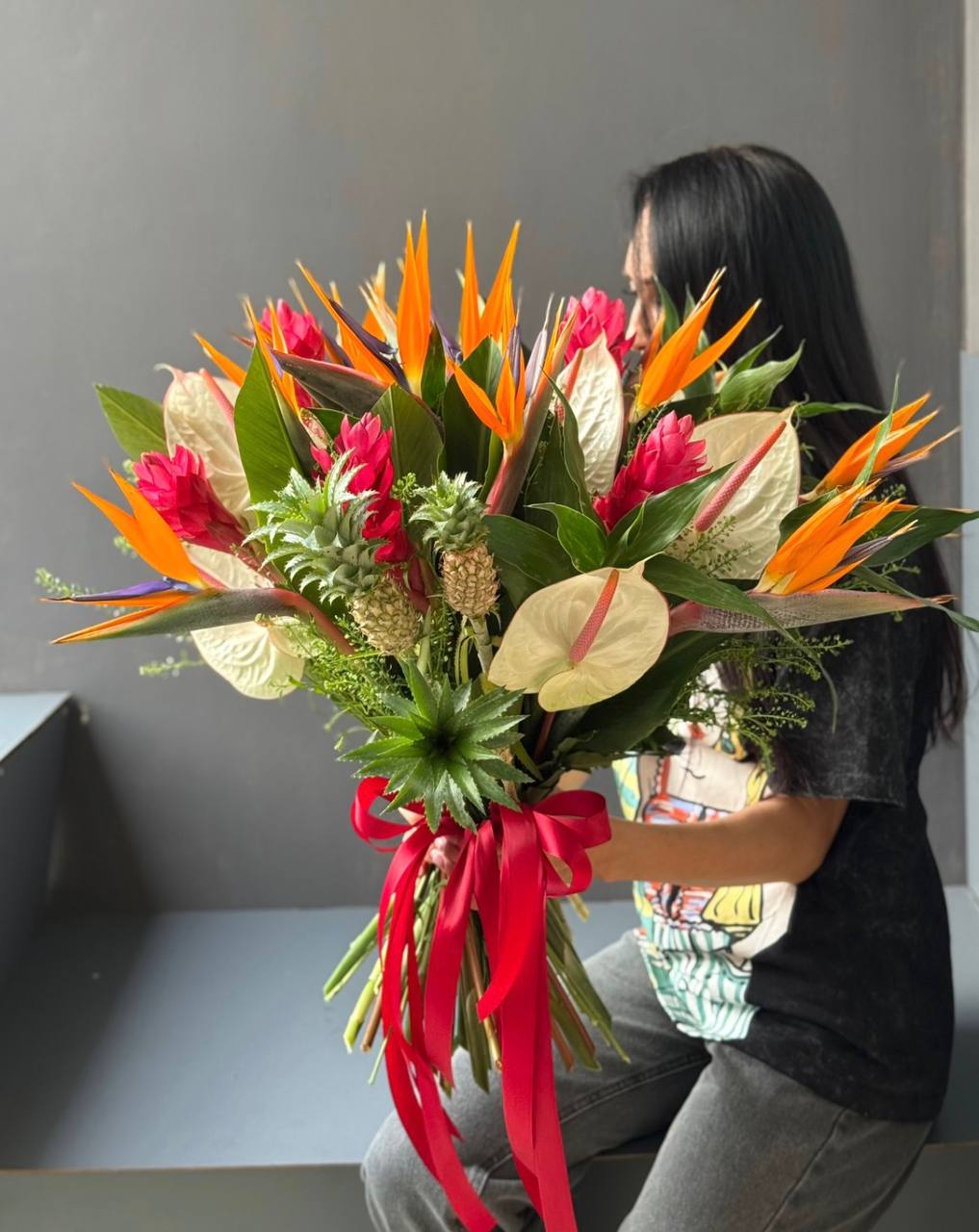Tropical Paradise Bouquet (089)