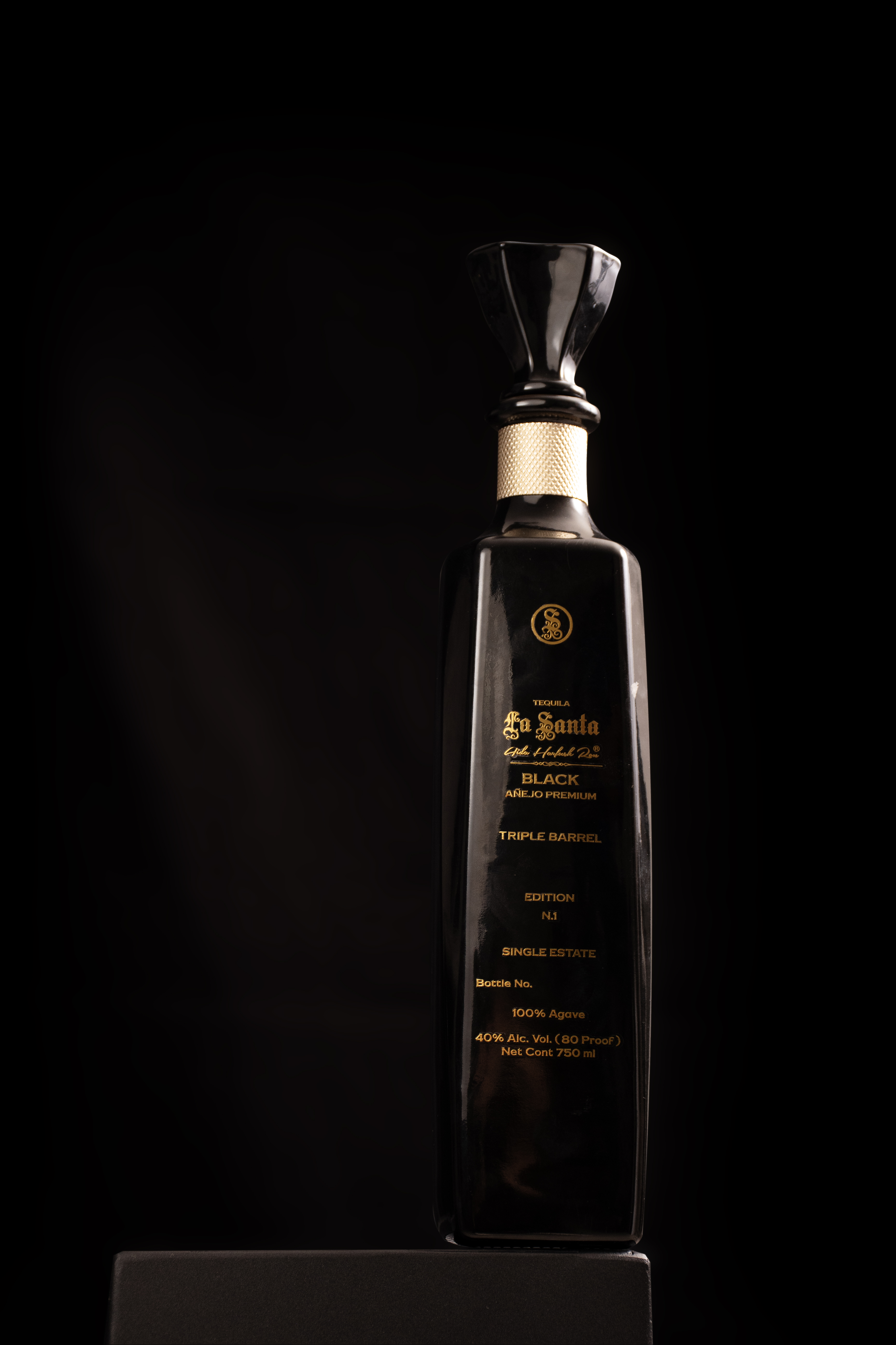 Black Añejo Triple Barril