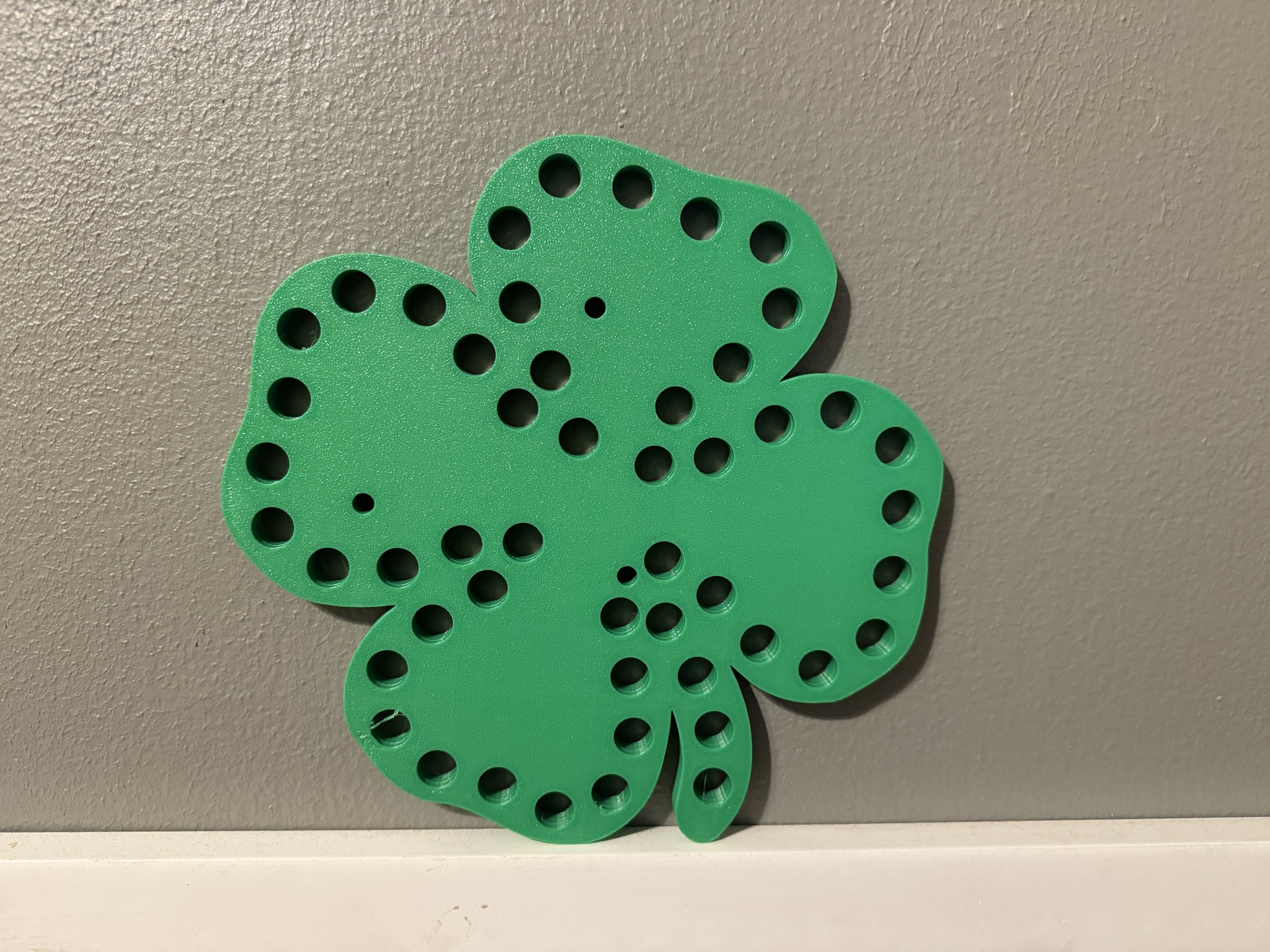 Gnome Clover-Single Color