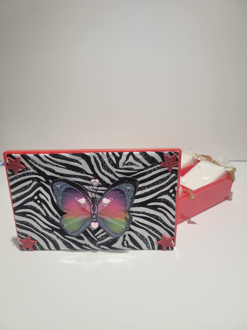 Colorful Butterfly with Red Stars Gift Set