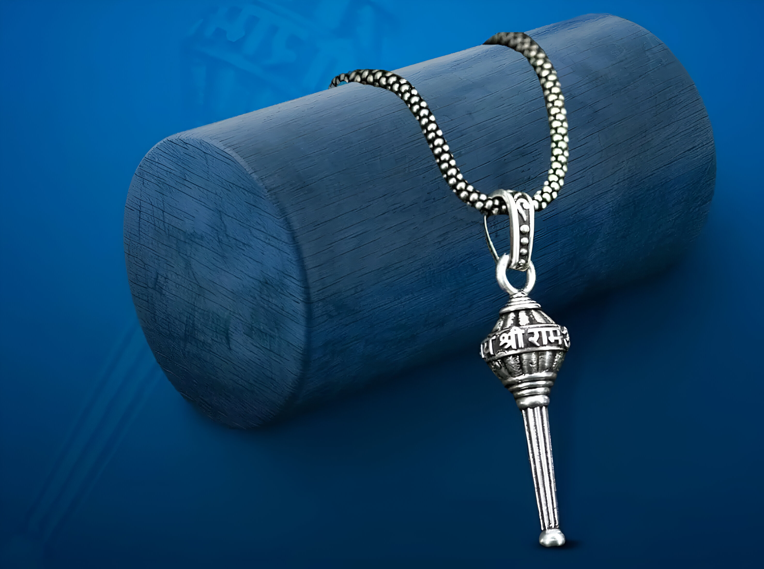 Silver Pendant Necklace