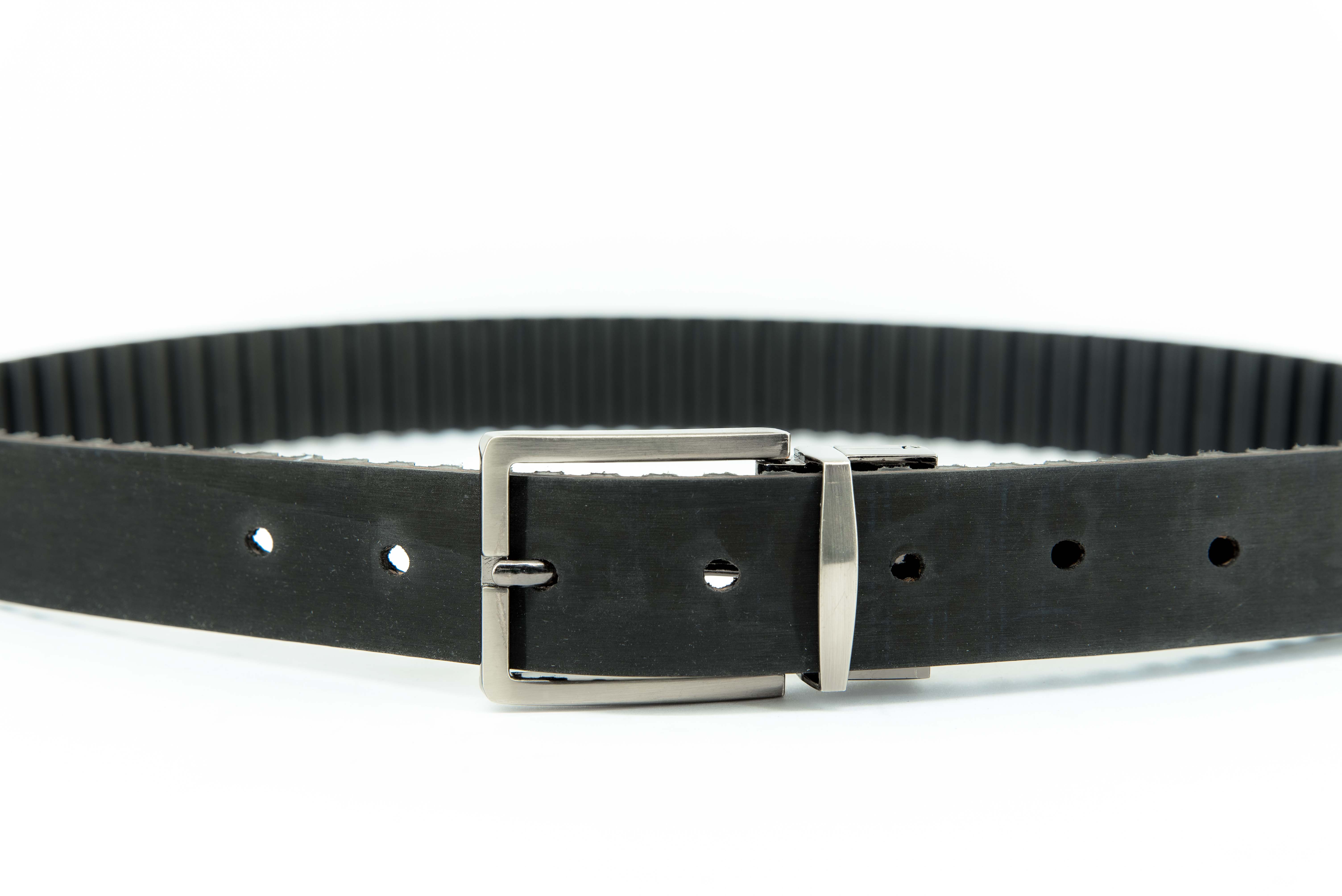 Engine Timing Belt with Reversible Buckle