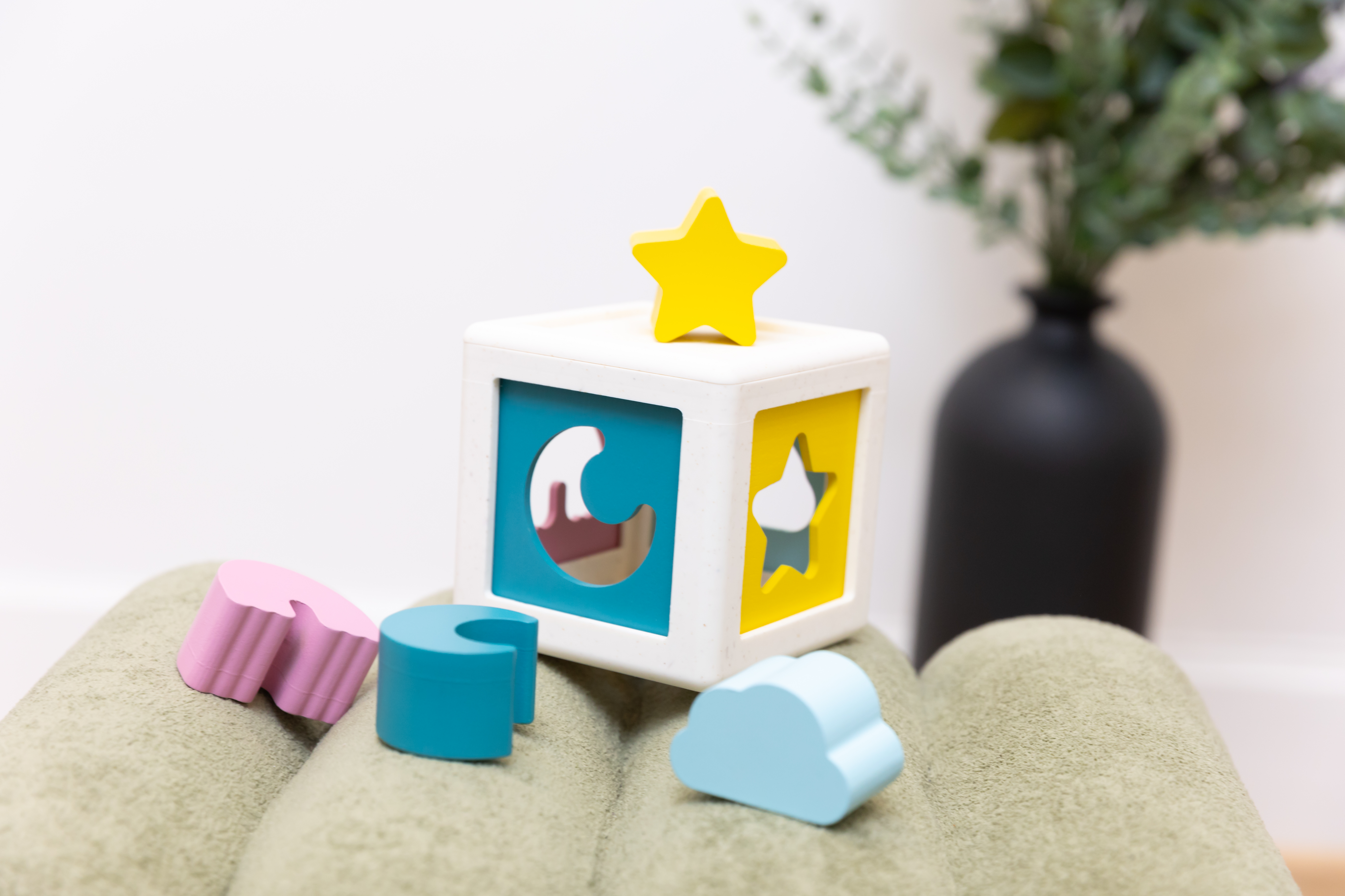 Oppi Kuby papildymas „Raidės ir dangus”