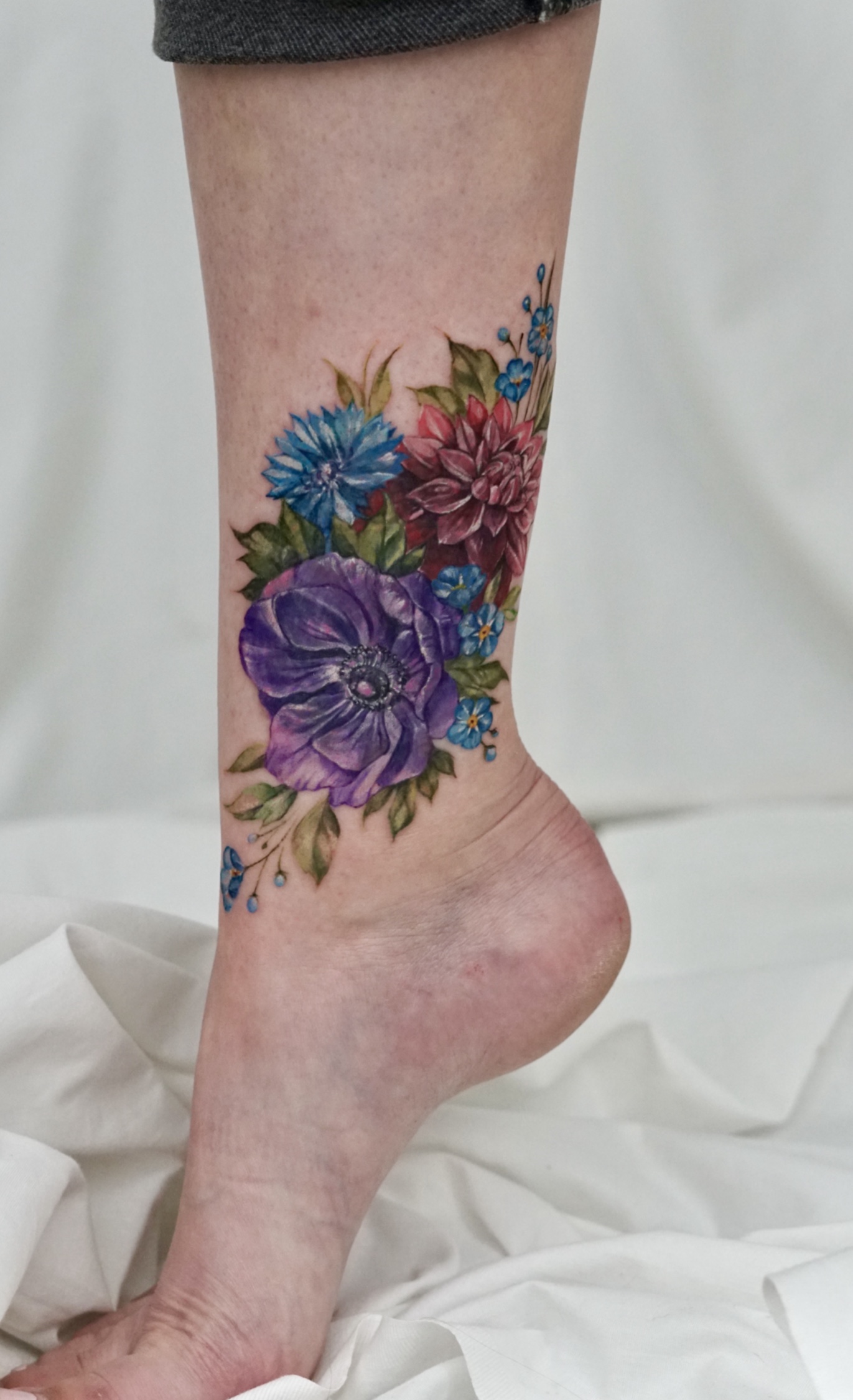 Hand painted grinder