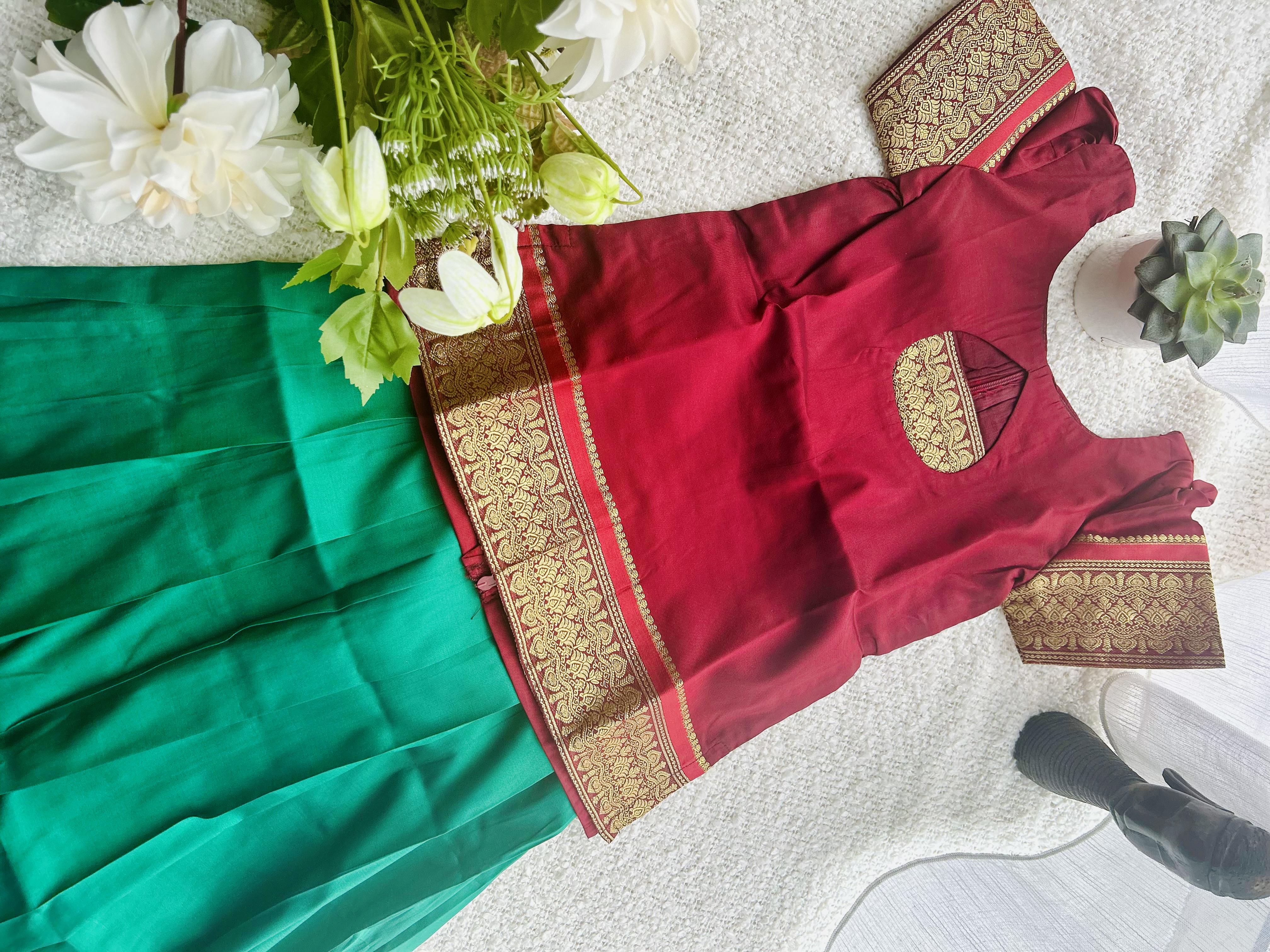 Premium Pattupavadai