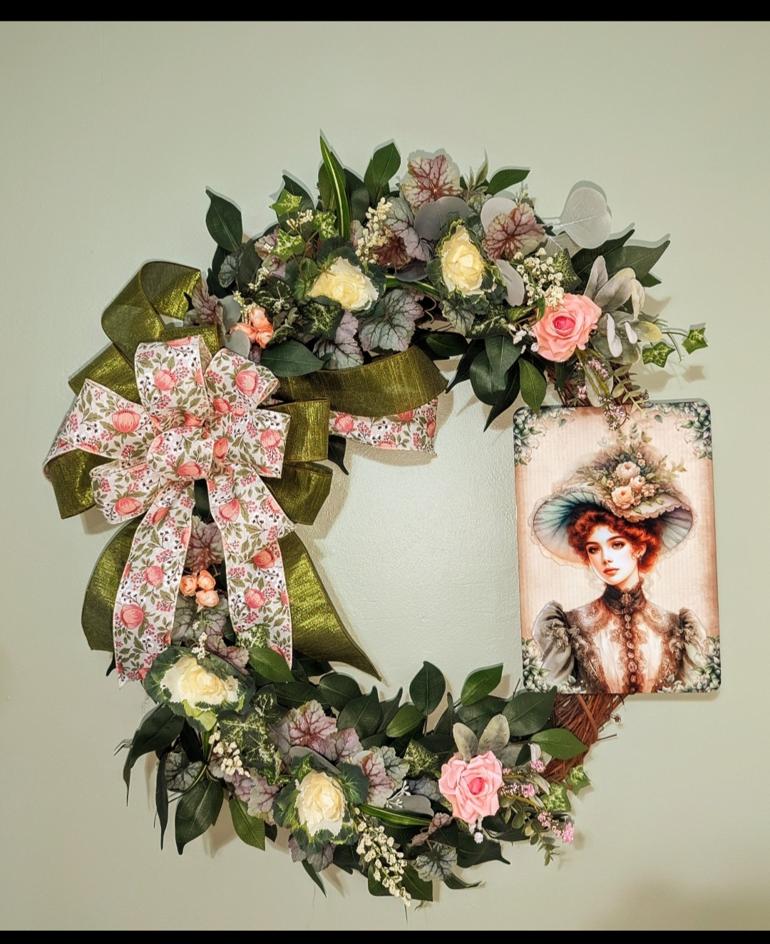 Vintage Floral Decorative Wreath