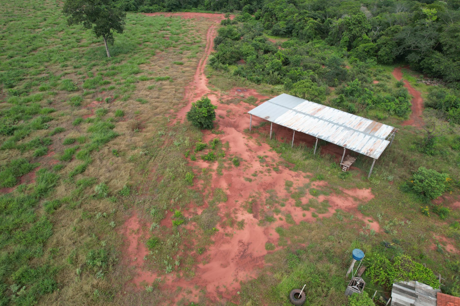 Fazenda à Região Dois Irmãos do Buriti/MS