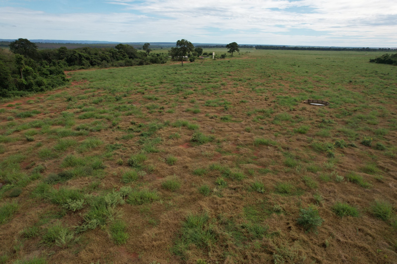 Fazenda à Região Dois Irmãos do Buriti/MS