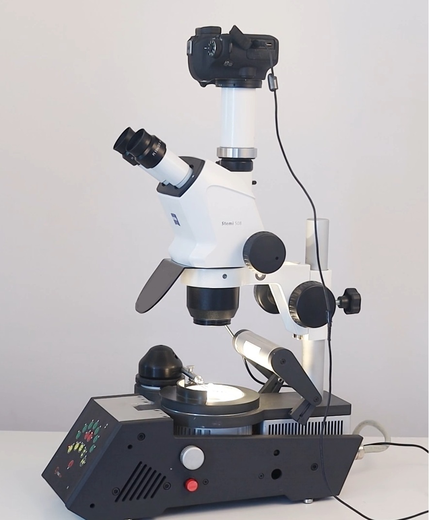 Stereo Microscope with Camera Attachment (Zoom upto 50X)