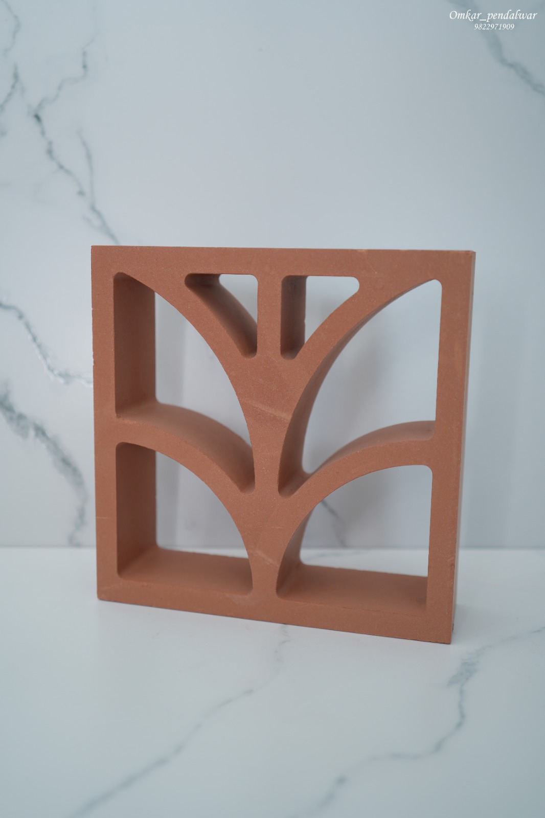 Arrow Tarracotta Jali 8.5x8.5x2.5 inch 