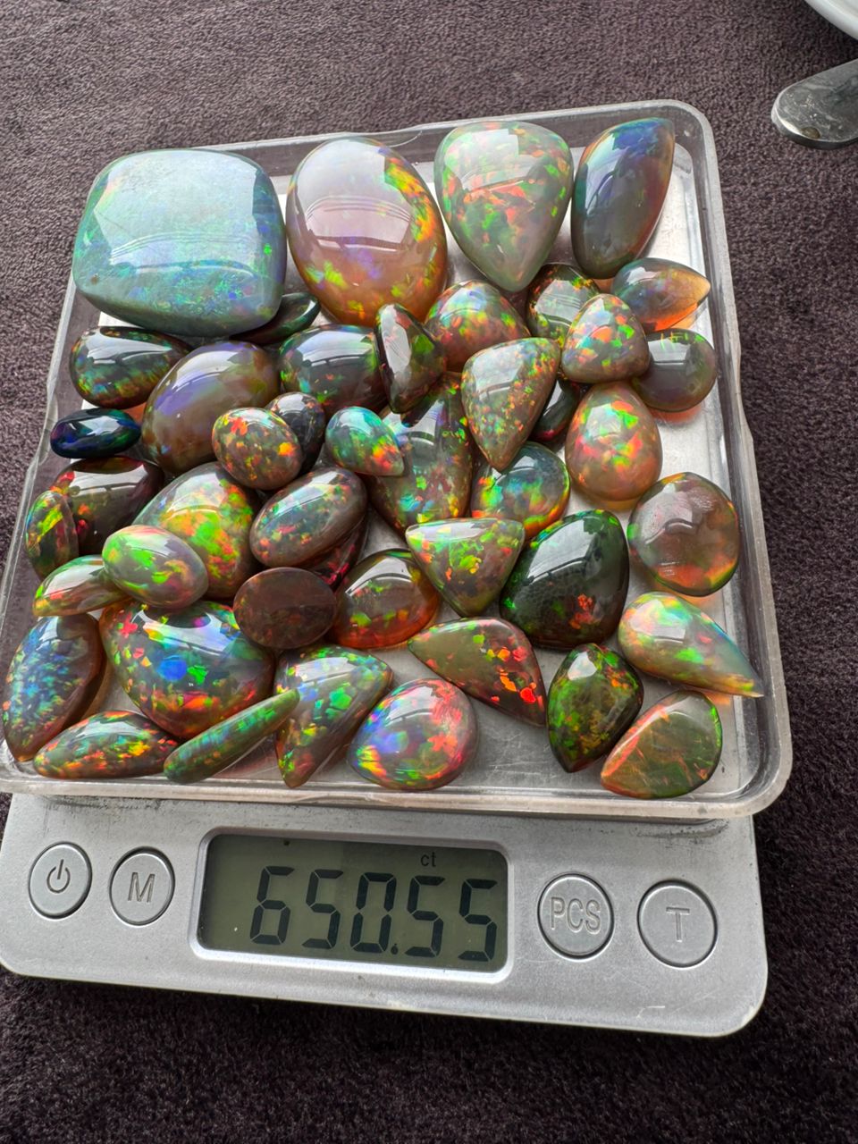 Pulished Ethiopian Opals of any color