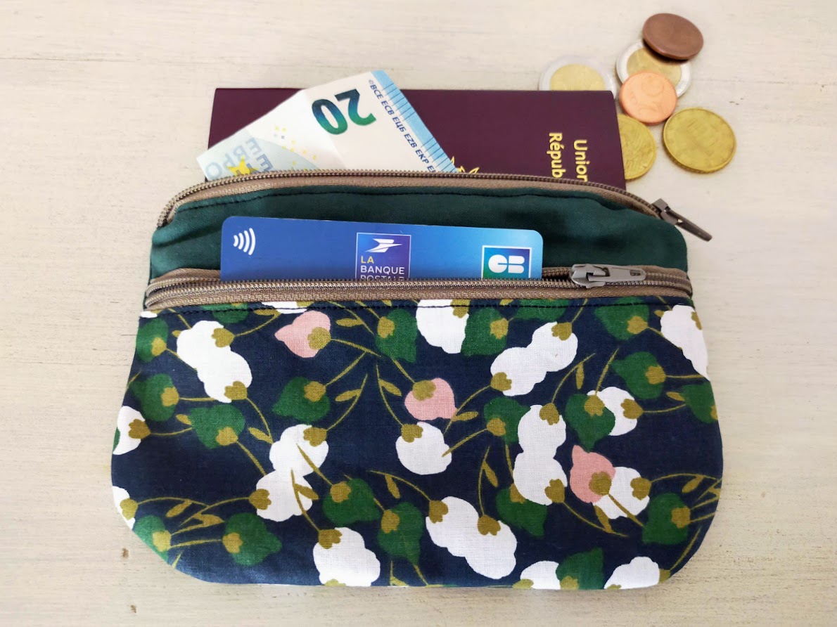 Porte monnaie / porte cartes LAURA pour femme tissu fleur
