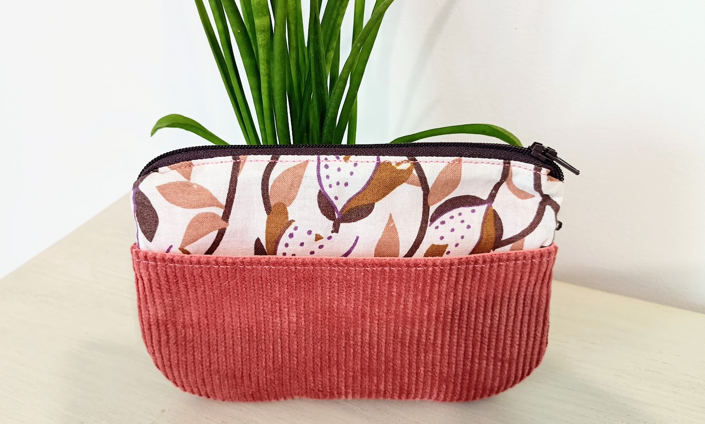 Porte monnaie /  porte cartes femme, tissu et velours côtelé