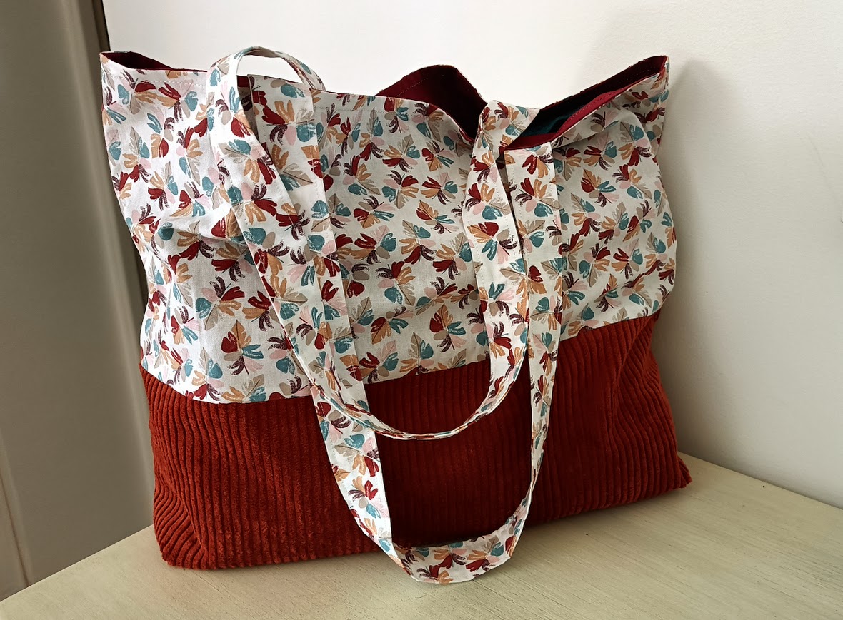 Sac tissu, Tote bag, sac de plage, fourre tout, cabas, tissu coton feuilles et velours côtelé rouille terracotta, cadeau pour elle.