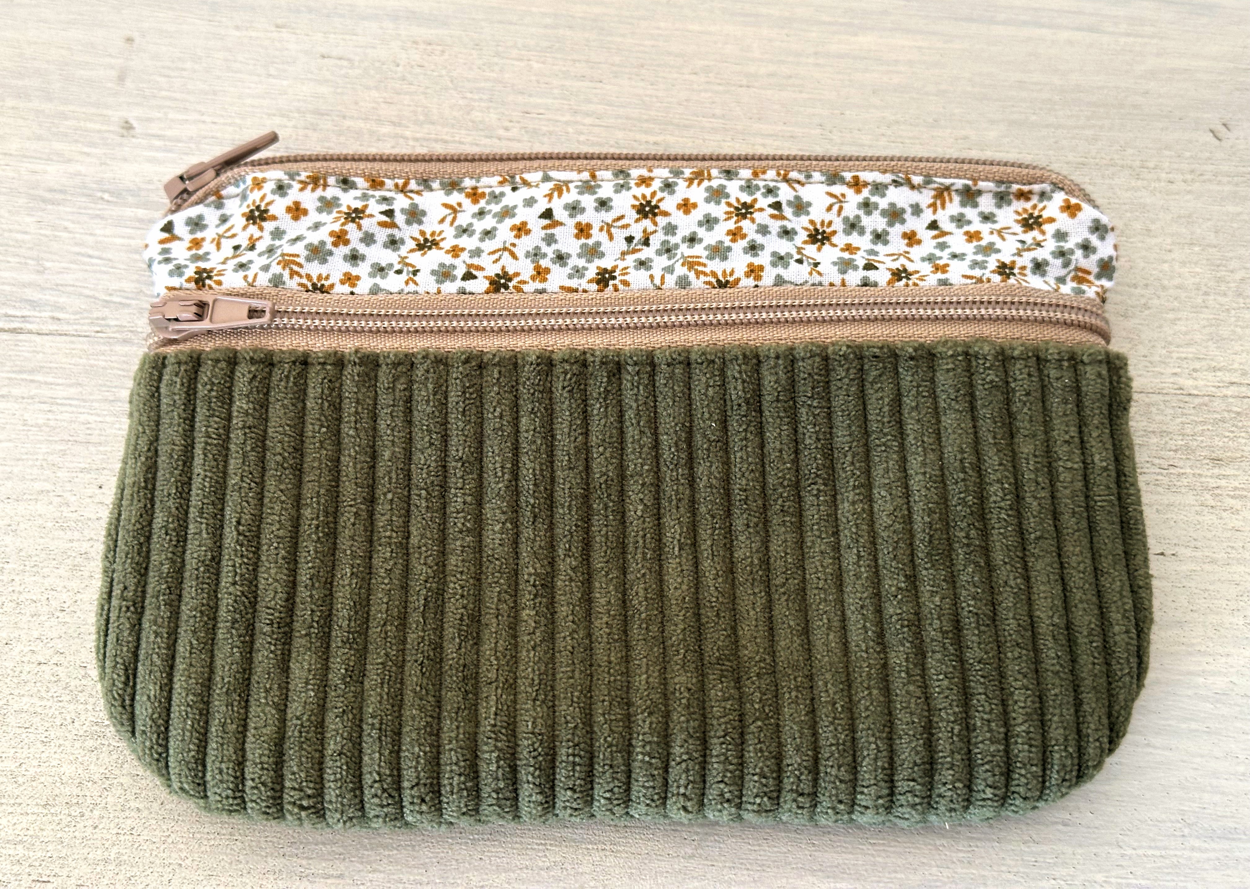 Porte monnaie /  porte cartes femme, grand modèle, tilleul tissu et velours côtelé, cadeau pour femme