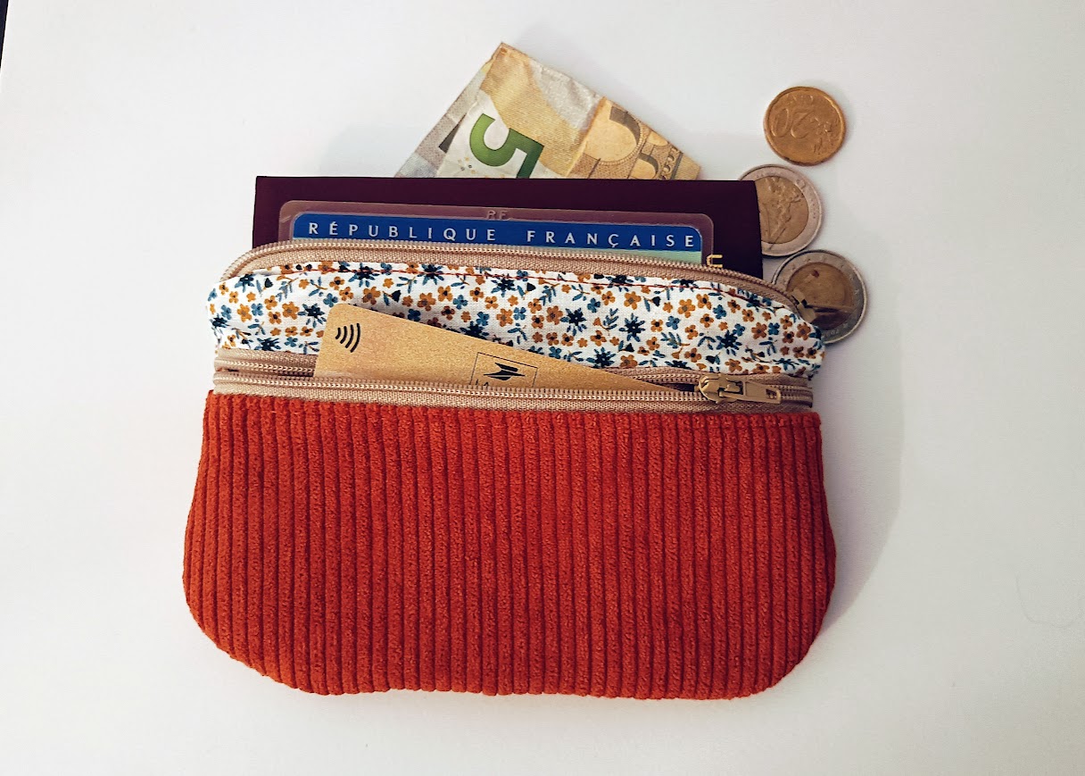 Porte monnaie /  porte cartes EMMANUELLE, tissu petites fleurs et velours côtelé, cadeau pour femme