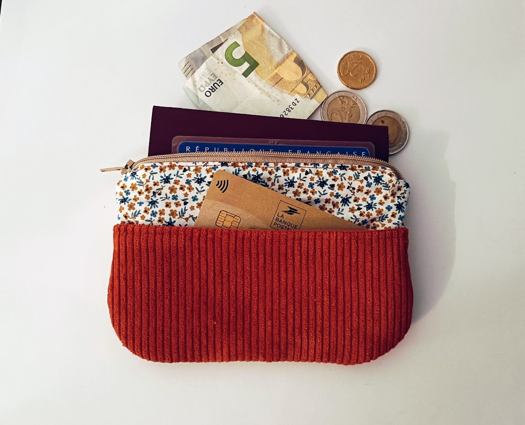 Porte monnaie /  porte cartes EMMANUELLE, tissu petites fleurs et velours côtelé, cadeau pour femme