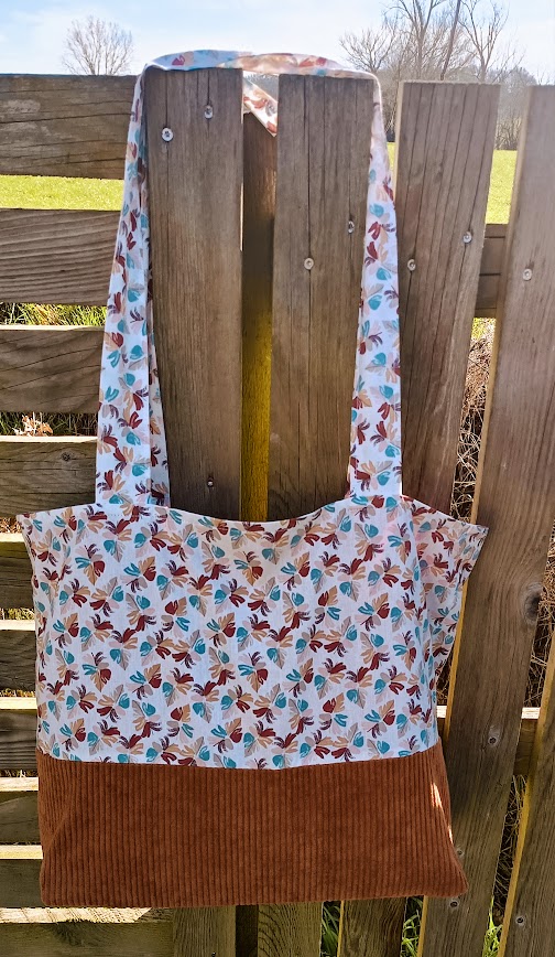 Sac tissu, Tote bag, sac de plage, fourre tout, cabas, tissu coton feuilles et velours côtelé marron caramel