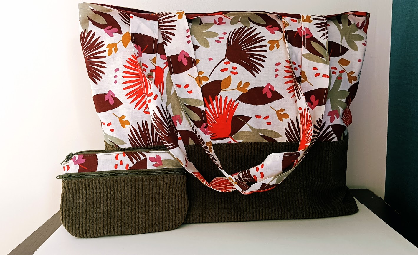 Sac tissu, Tote bag, sac de plage, fourre tout, cabas, tissu coton  et velours côtelé vert kaki, cadeau pour elle