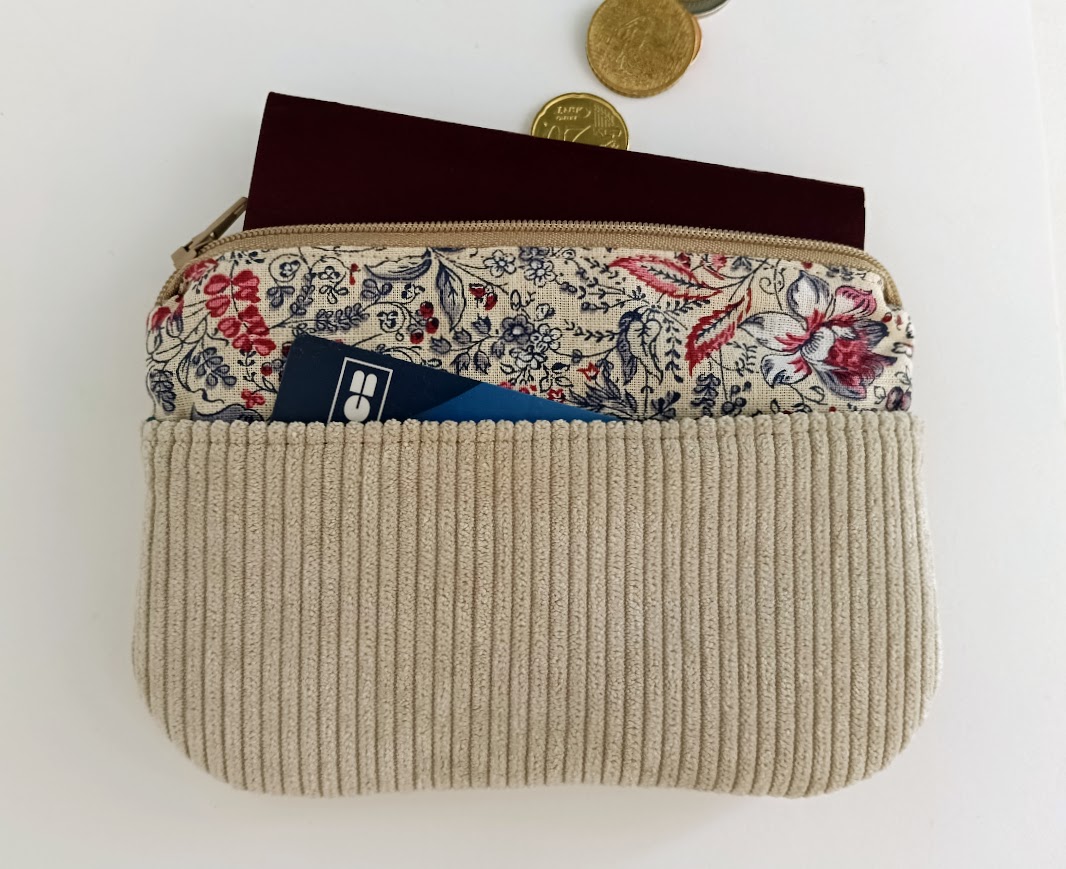 Porte monnaie /  porte cartes, tissu floral et velours côtelé écru naturel, cadeau pour femme