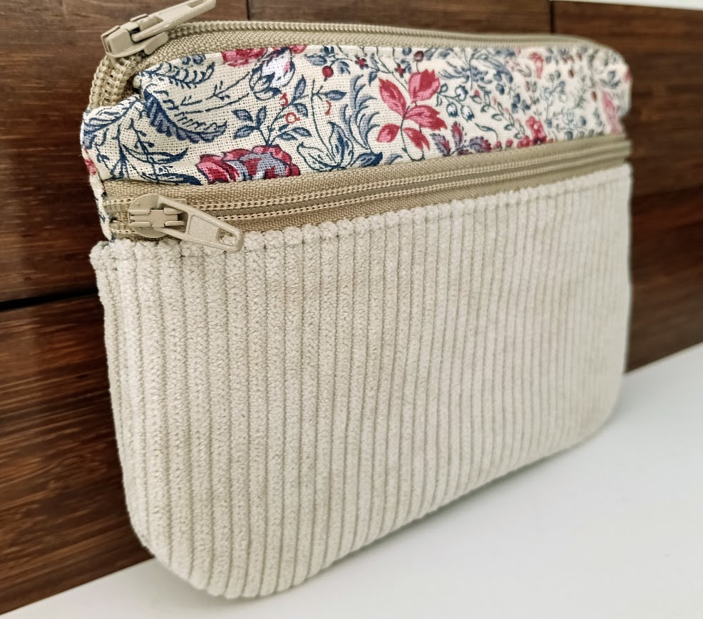 Porte monnaie /  porte cartes, tissu floral et velours côtelé écru naturel, cadeau pour femme