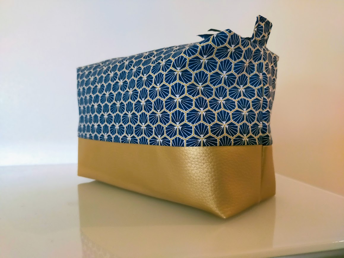 Très grande trousse de toilette, homme, femme tissu coton, simili cuir doré, cadeau pour elle