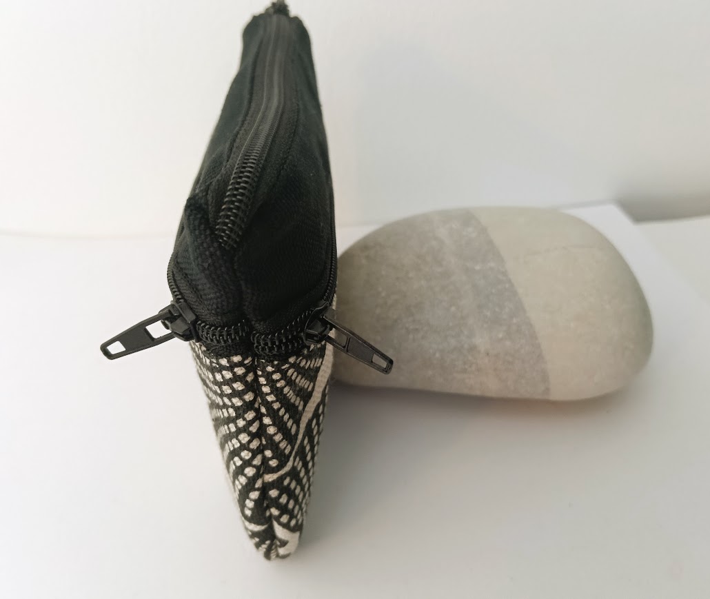 Porte monnaie / porte cartes tissu, 3 poches zippées, coton feuilles de ginkgo biloba, cadeau pour elle, pour lui