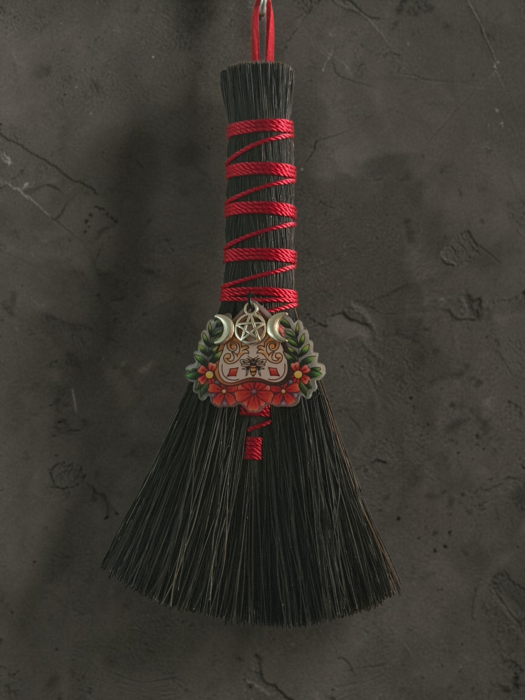 Crimson Apiary Minikin