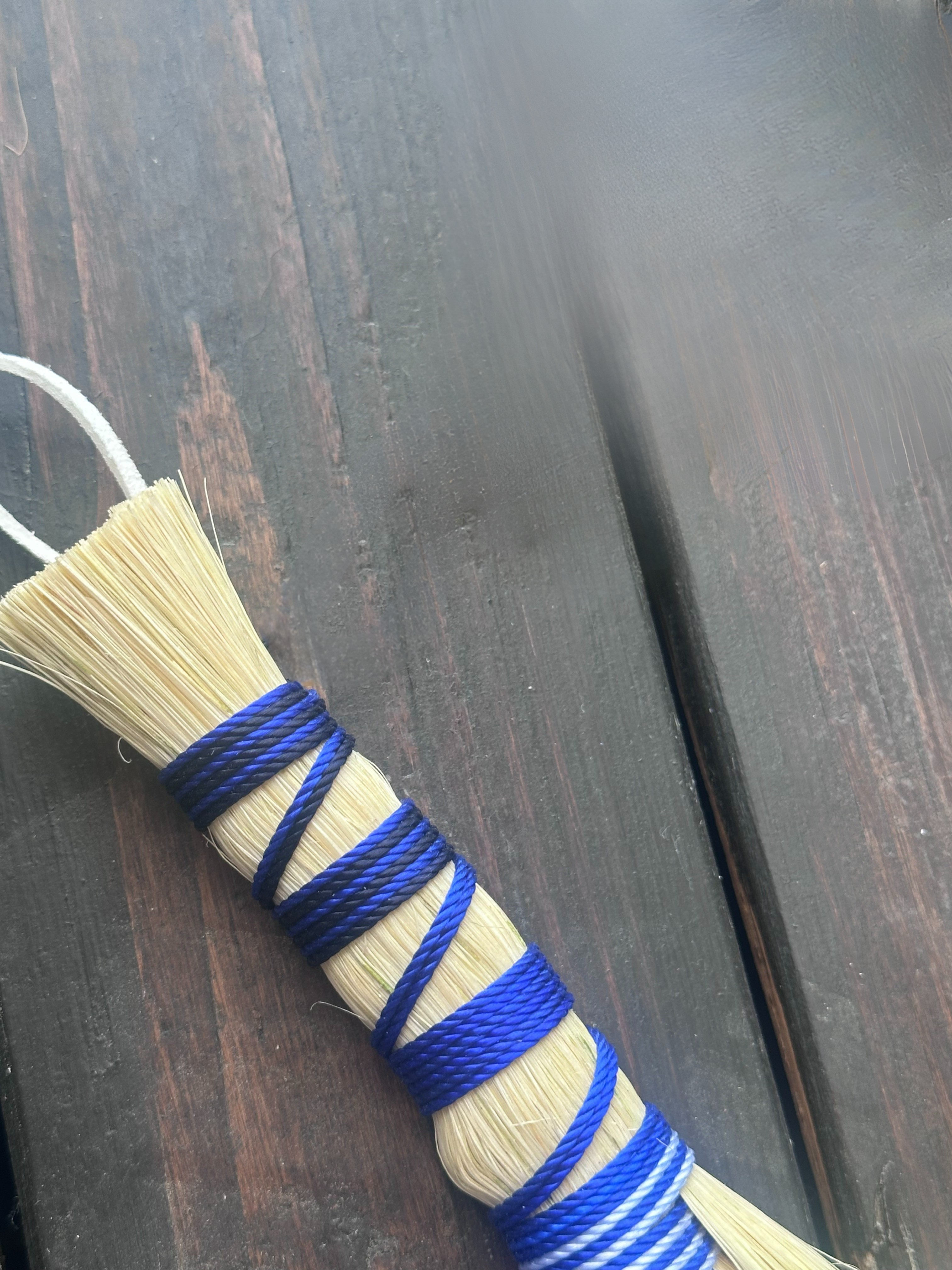 Minikin Multi Blue w/White Fibers