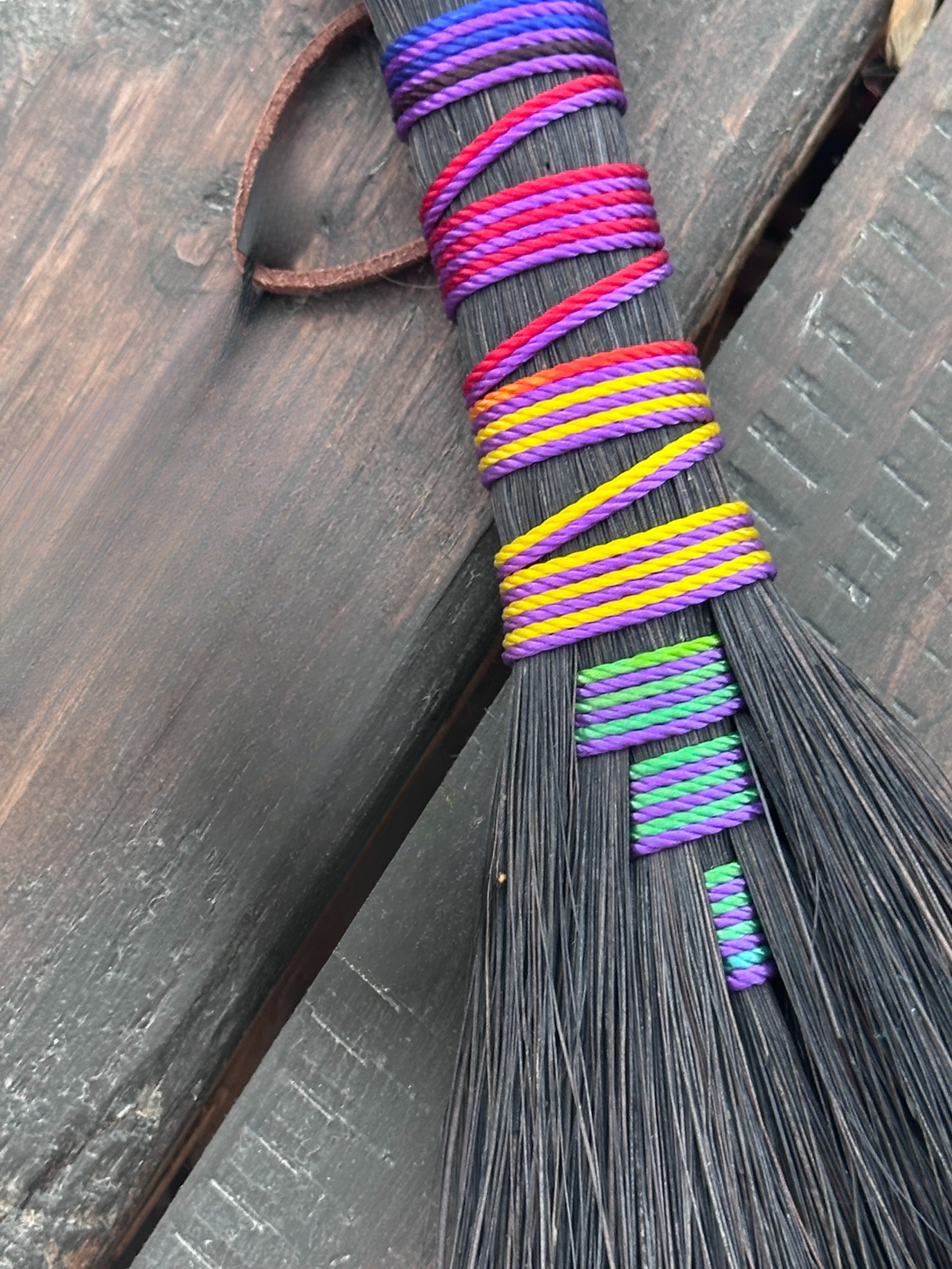 Minikin Rainbow Straight