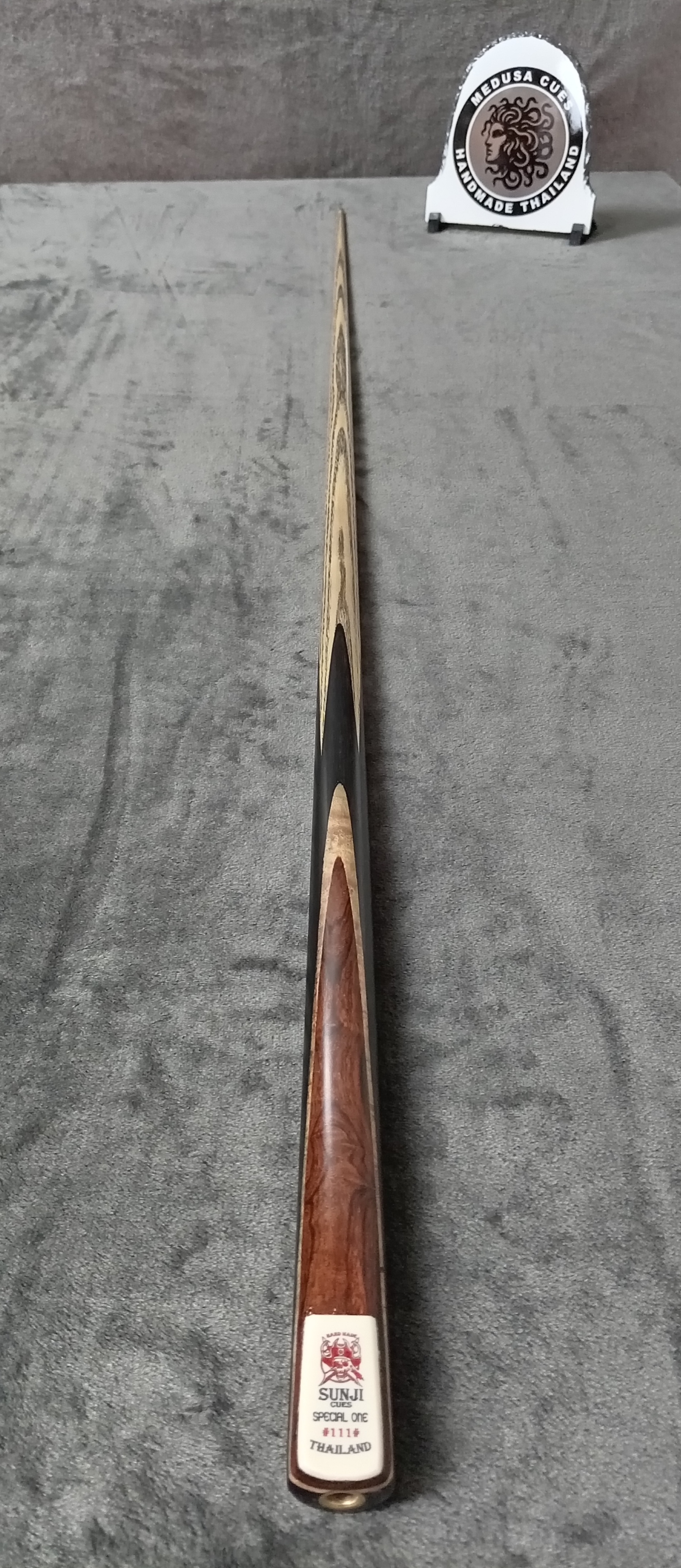 1 Piece Ash Cue