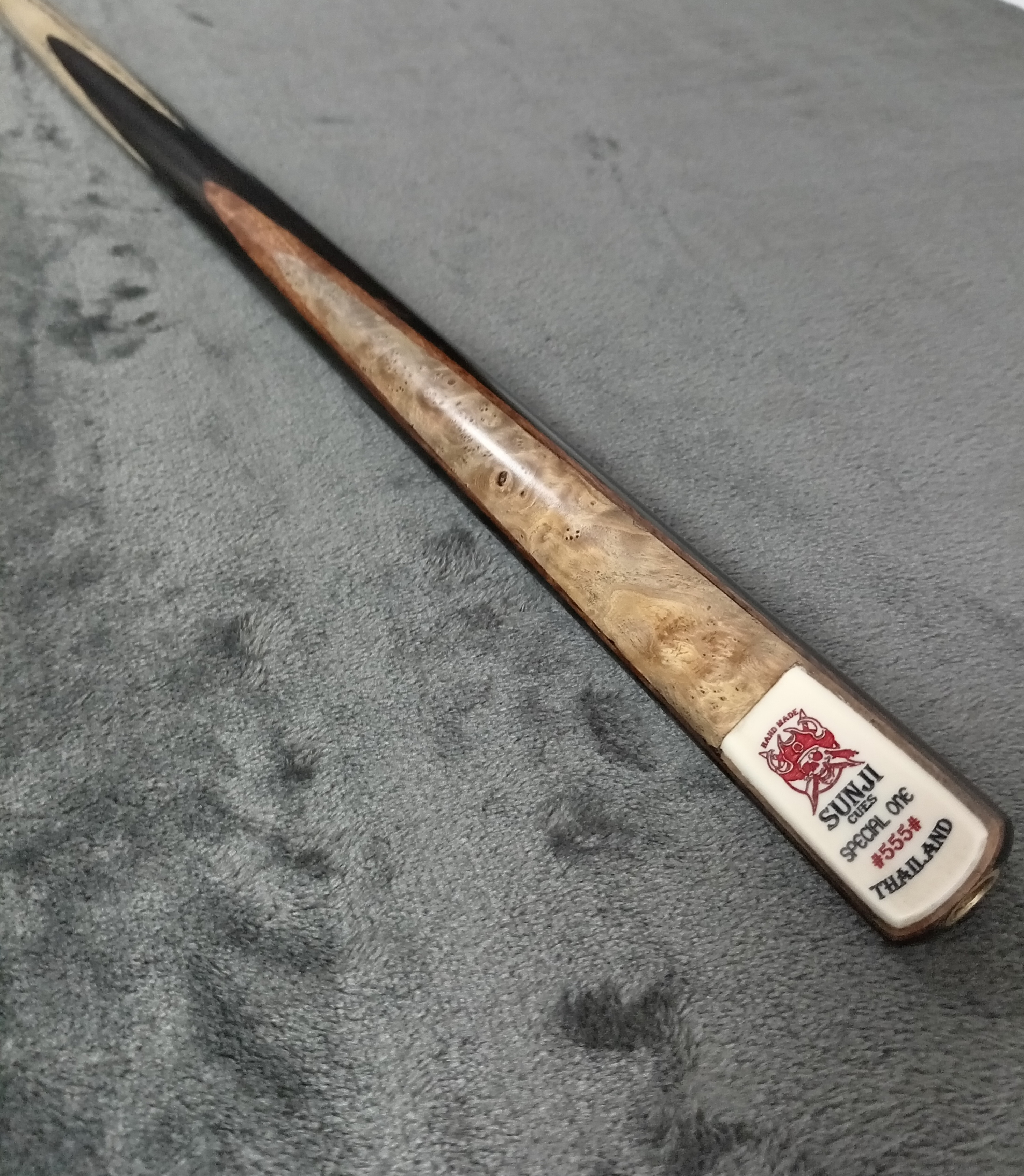 1 Piece Ash Cue