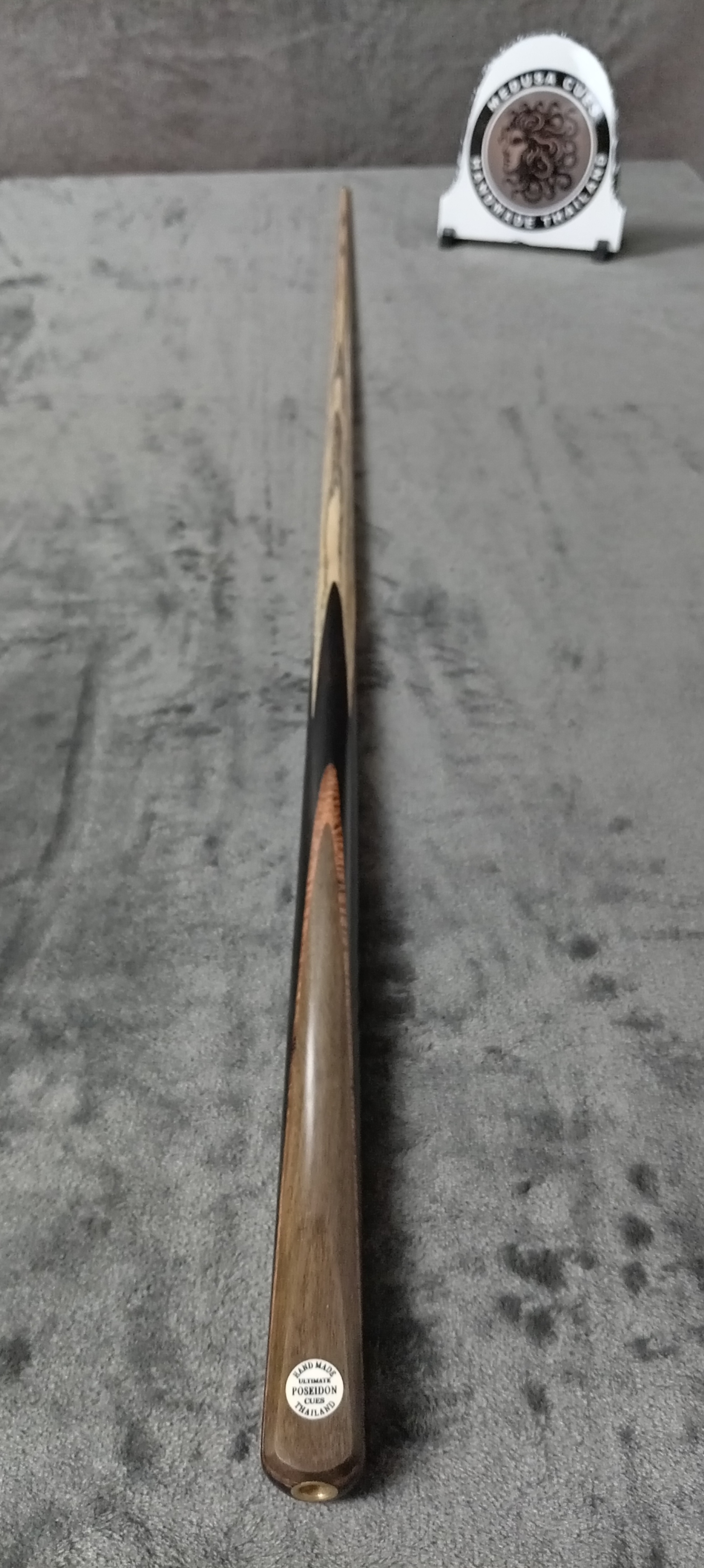 1 Piece Ash Cue