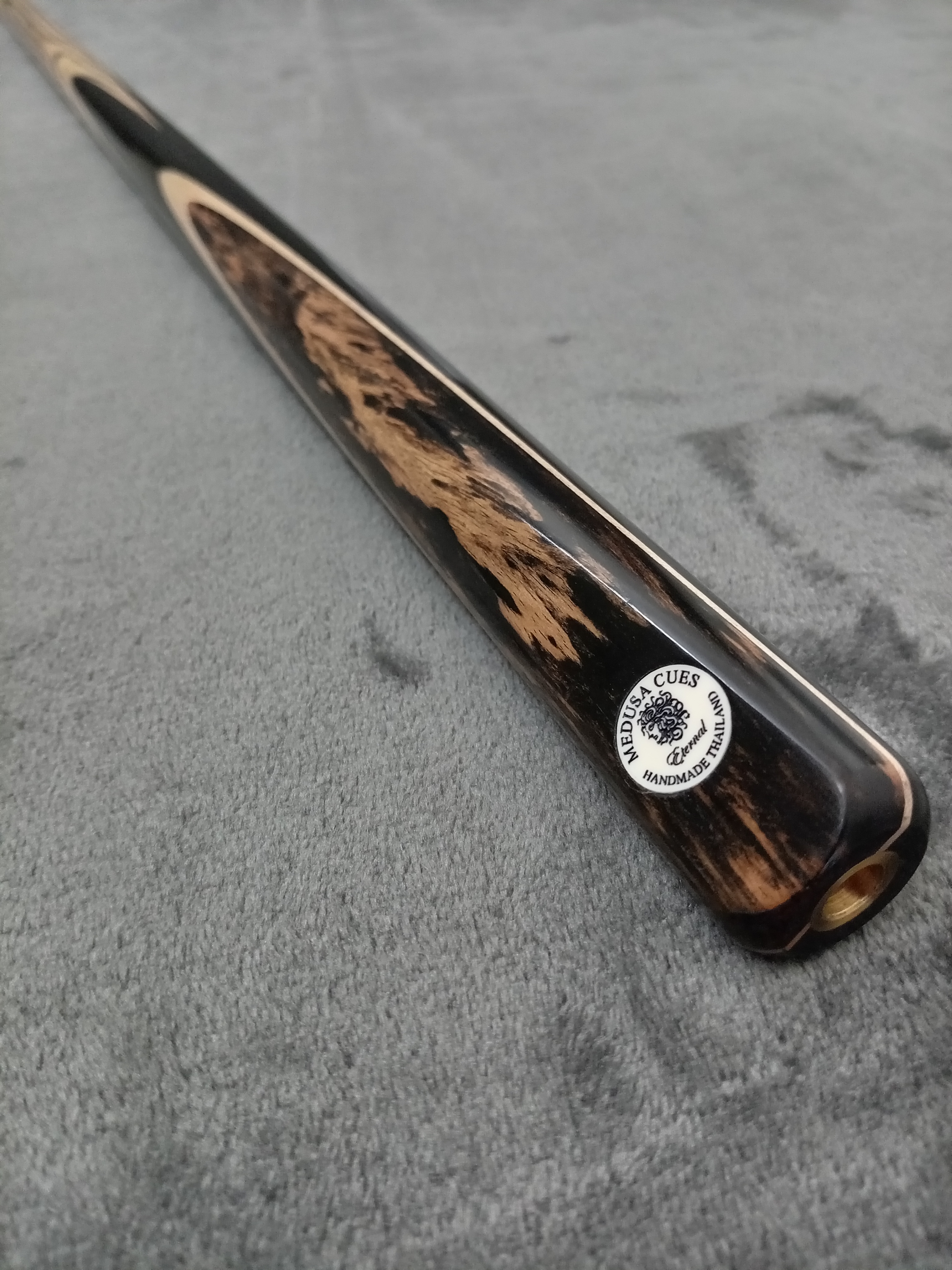 1 Piece Ash Cue