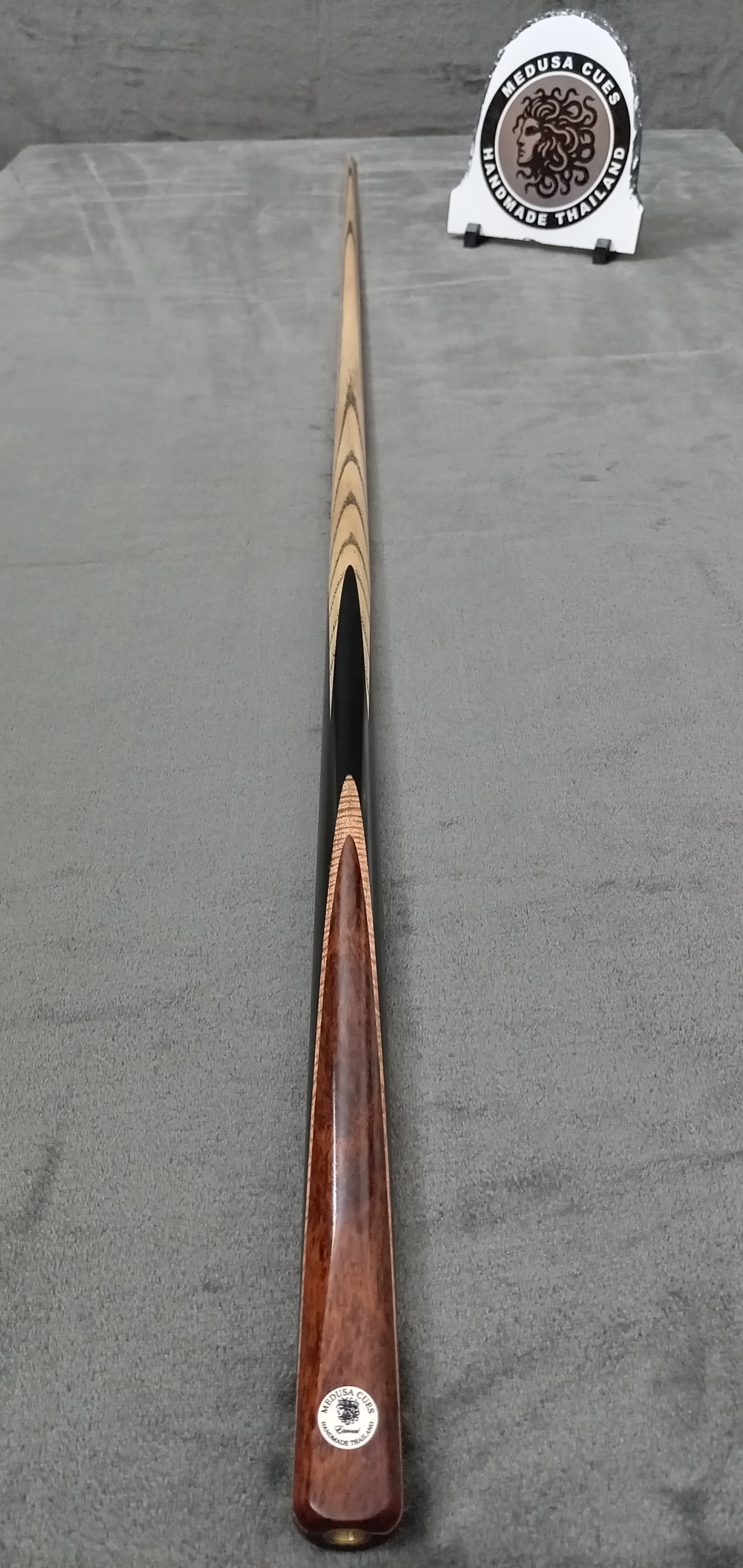1 Piece Ash Cue