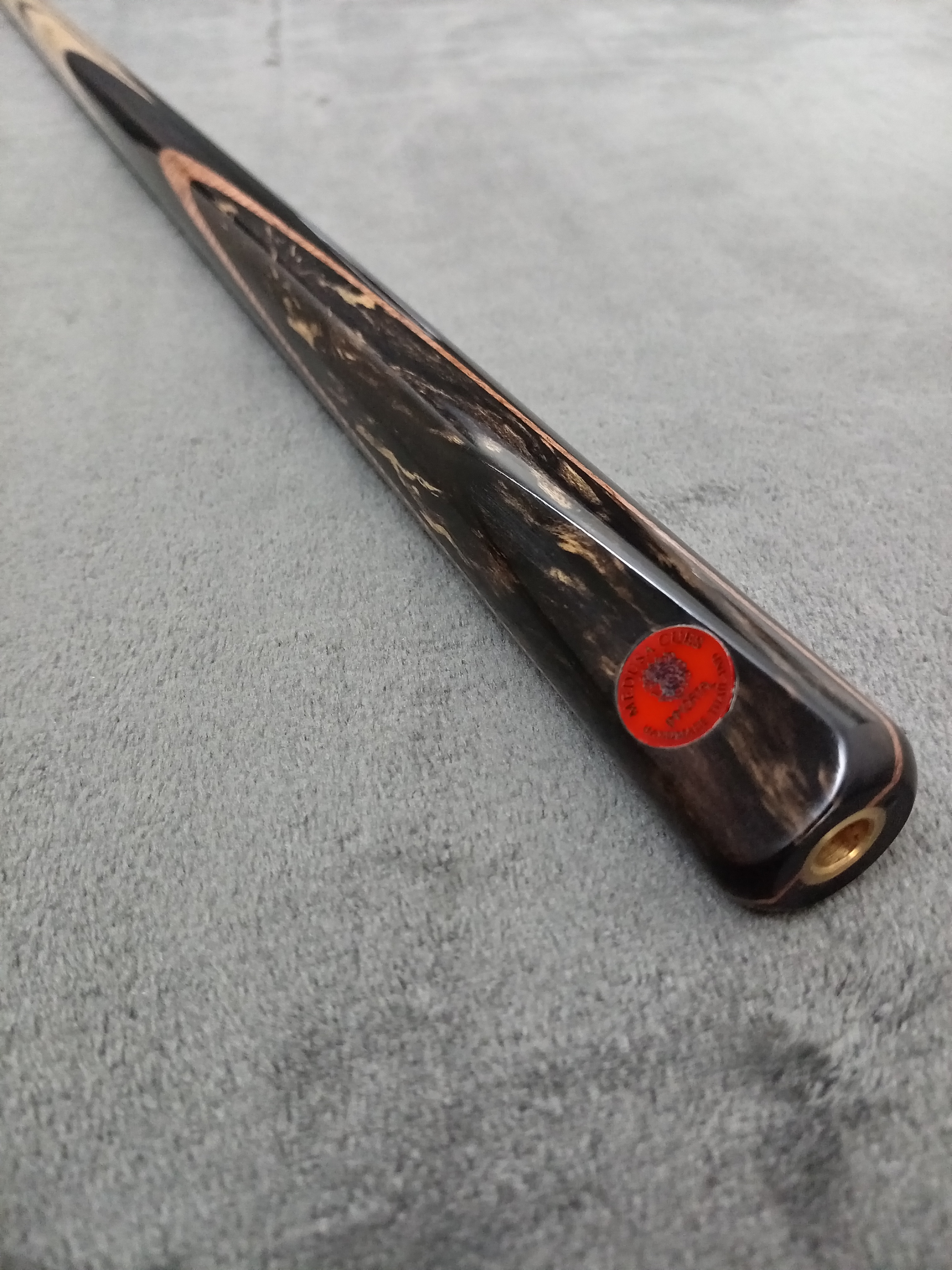 1 Piece Ash Cue