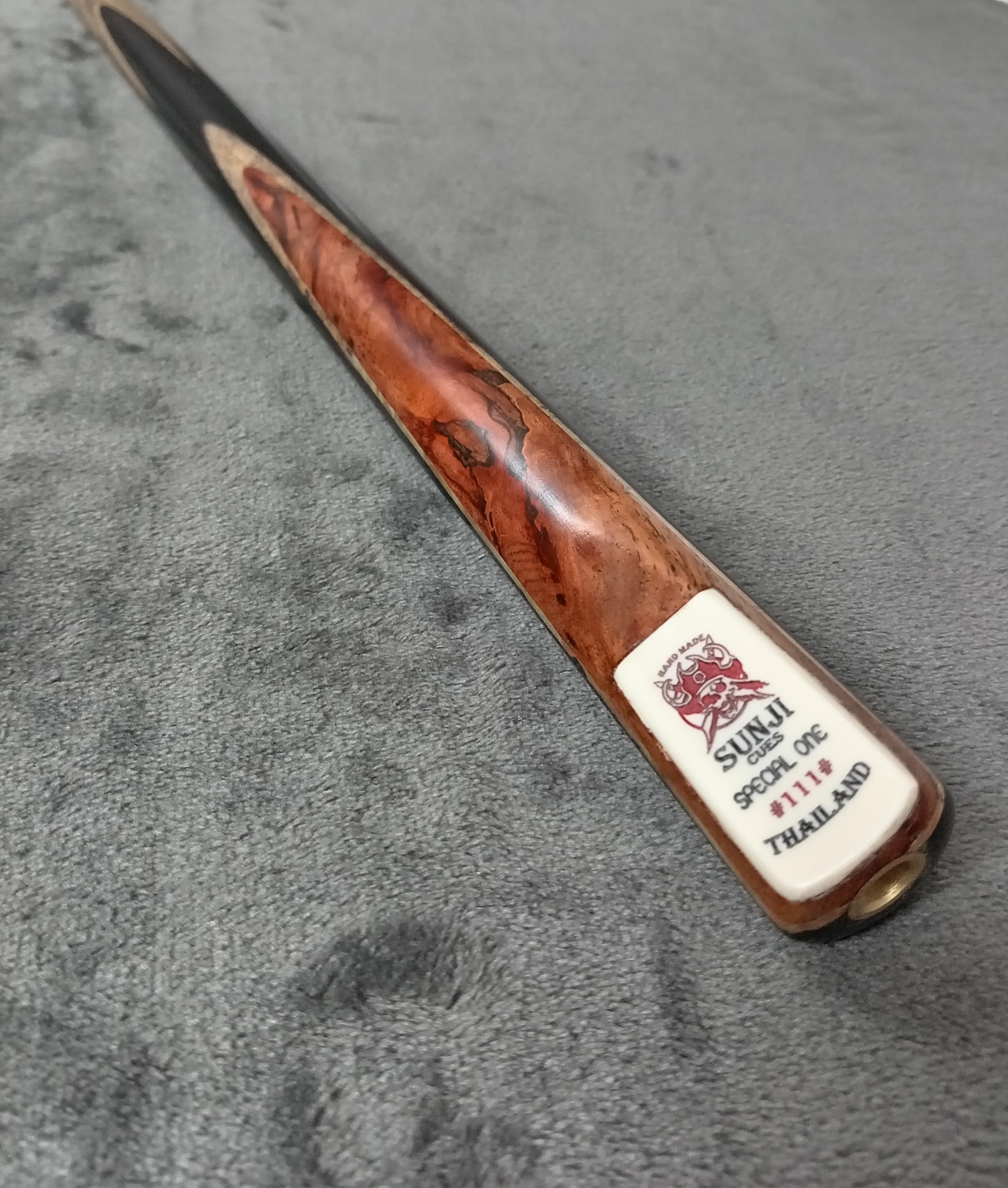 1 Piece Ash Cue