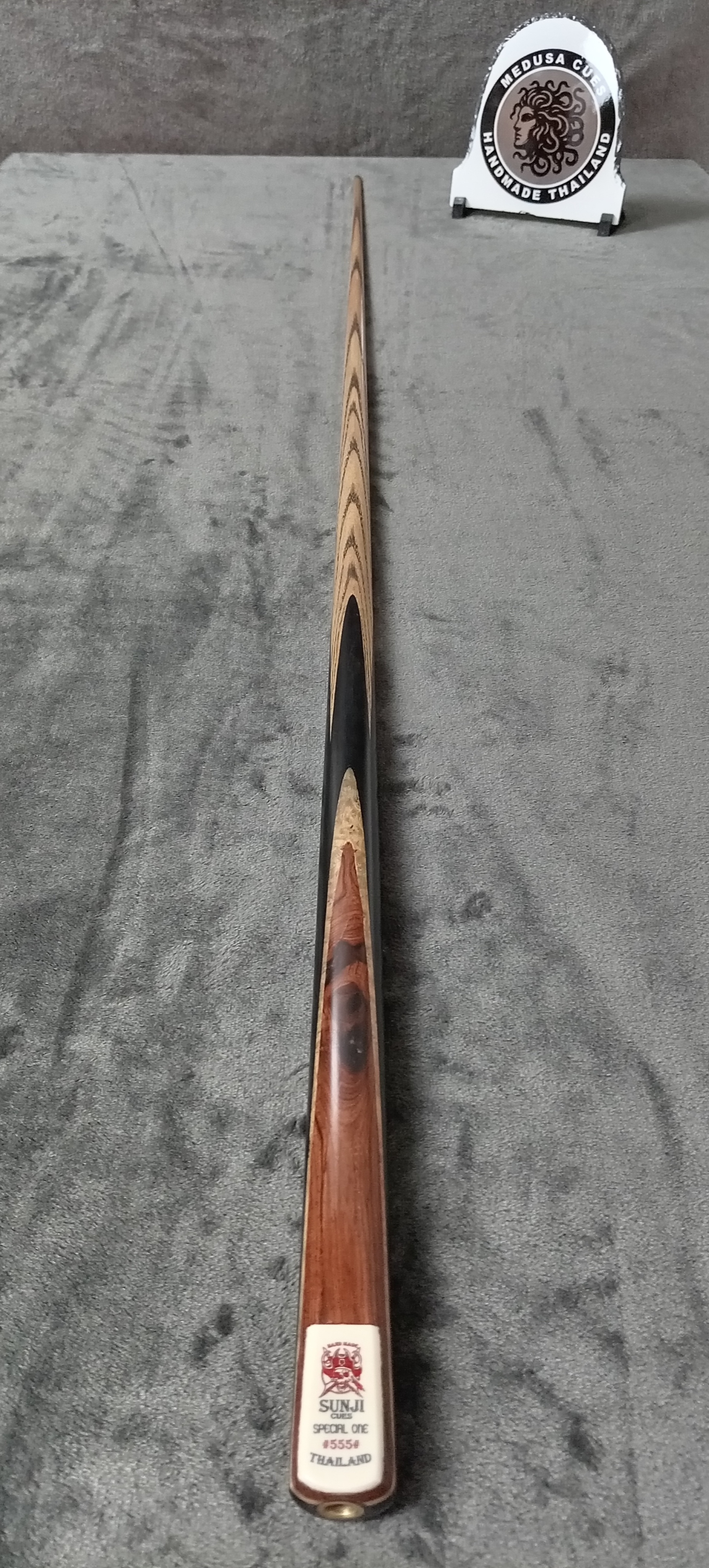 1 Piece Ash Cue
